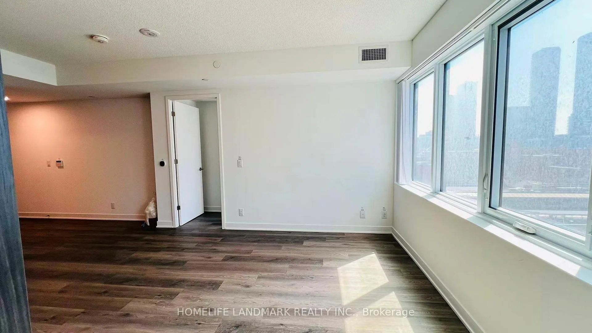Photo 15 of Unit 916, 180 Front Street E, Toronto, Moss Park — HOMEH