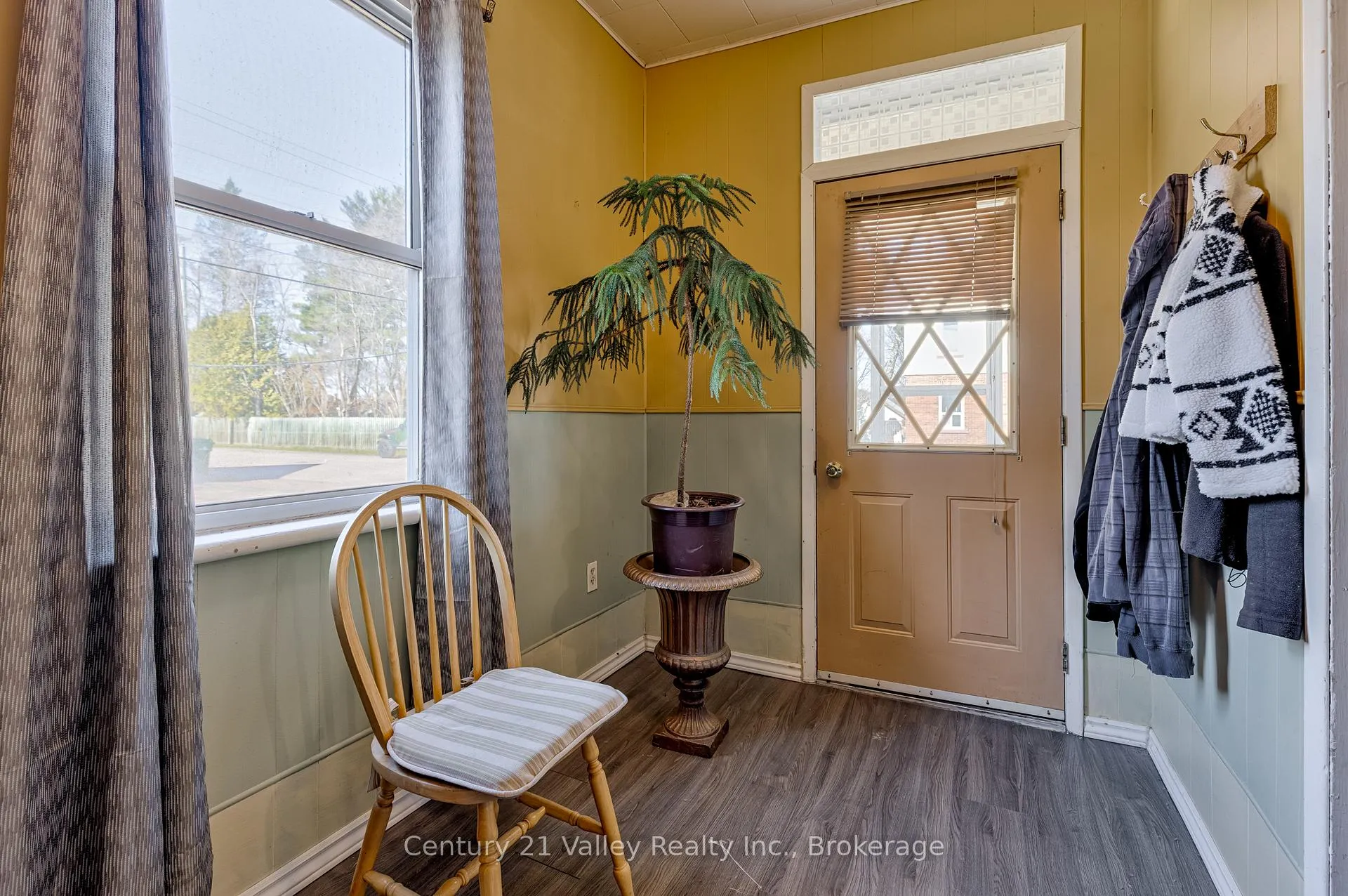 Photo 22 of 442 Moffat Street, Pembroke — HOMEH