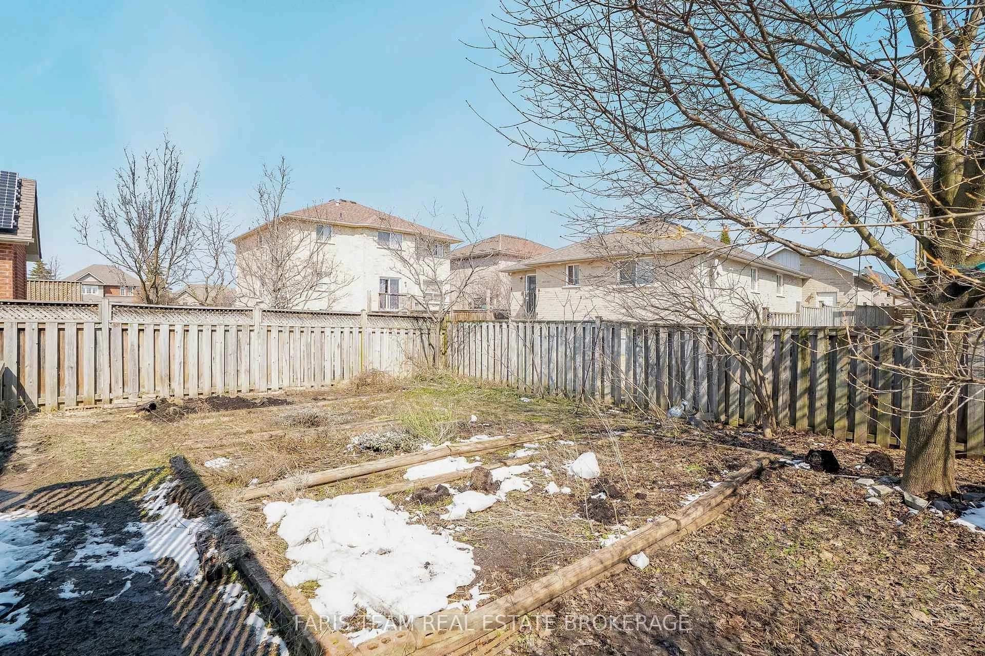 Photo 34 of 100 Brighton Road, Barrie, Georgian Drive — HOMEH