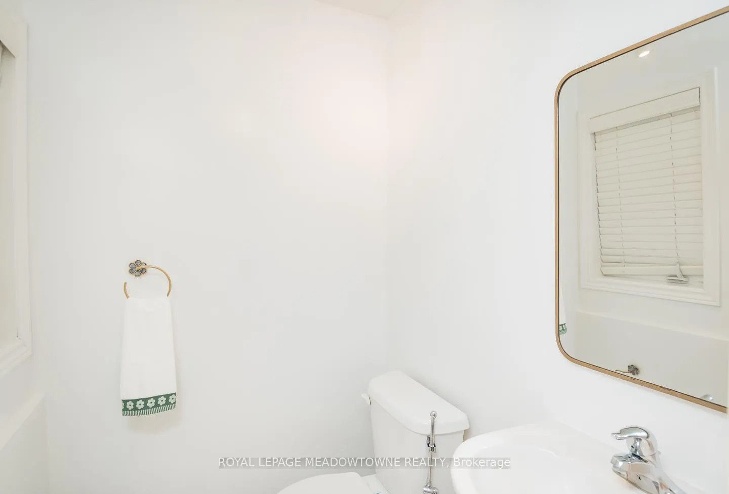 Photo 5 of 471 Ollerenshaw Point, Milton, Harrison — HOMEH