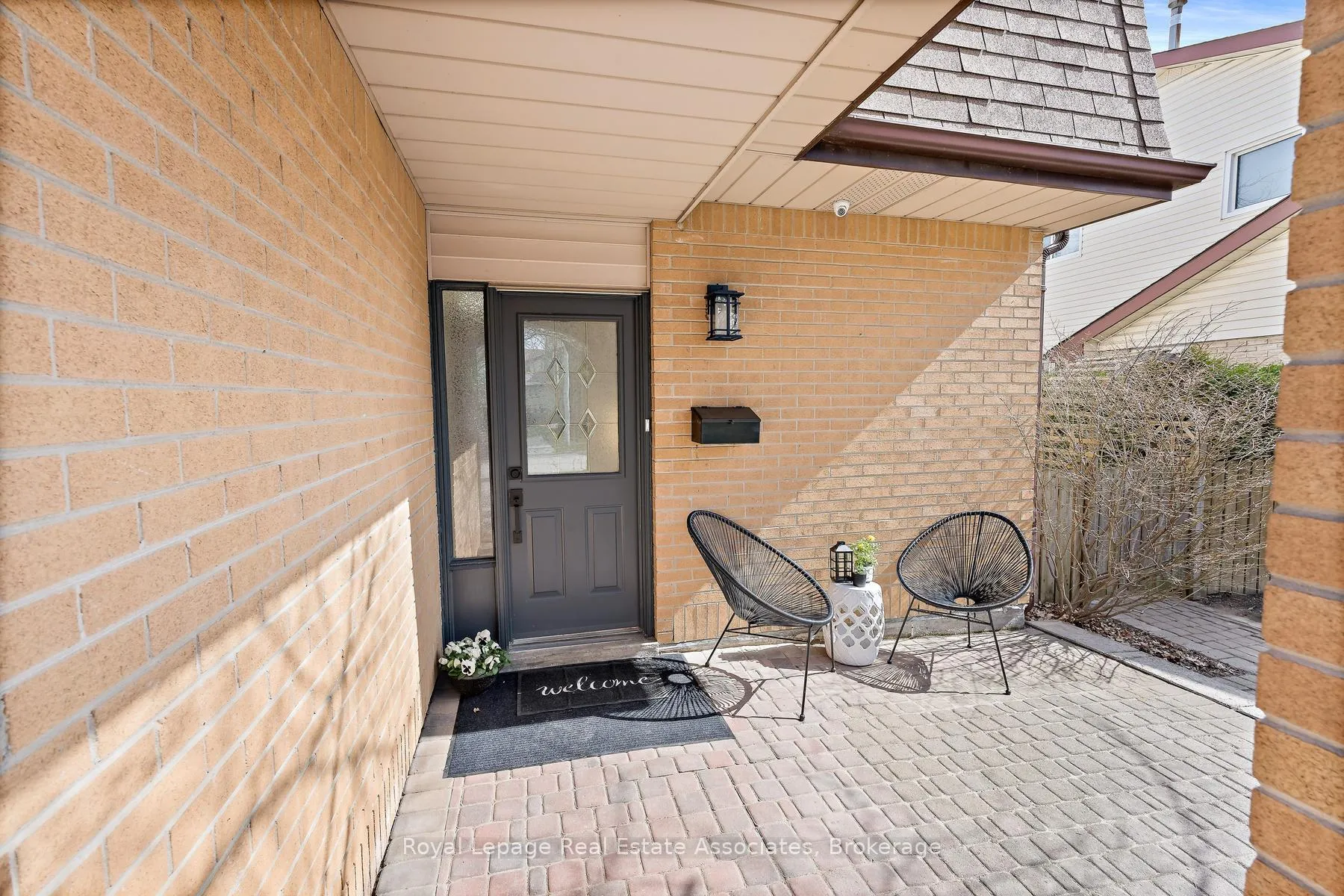 Photo 5 of 66 Lawndale Crescent, Brampton, Westgate — HOMEH