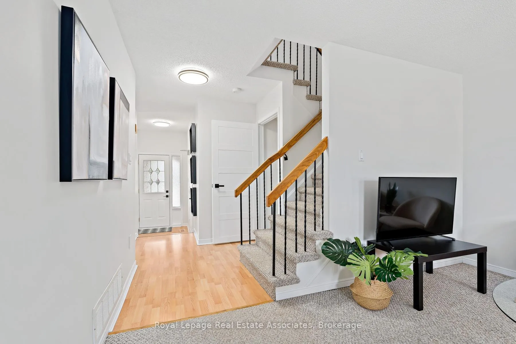 Photo 21 of 66 Lawndale Crescent, Brampton, Westgate — HOMEH