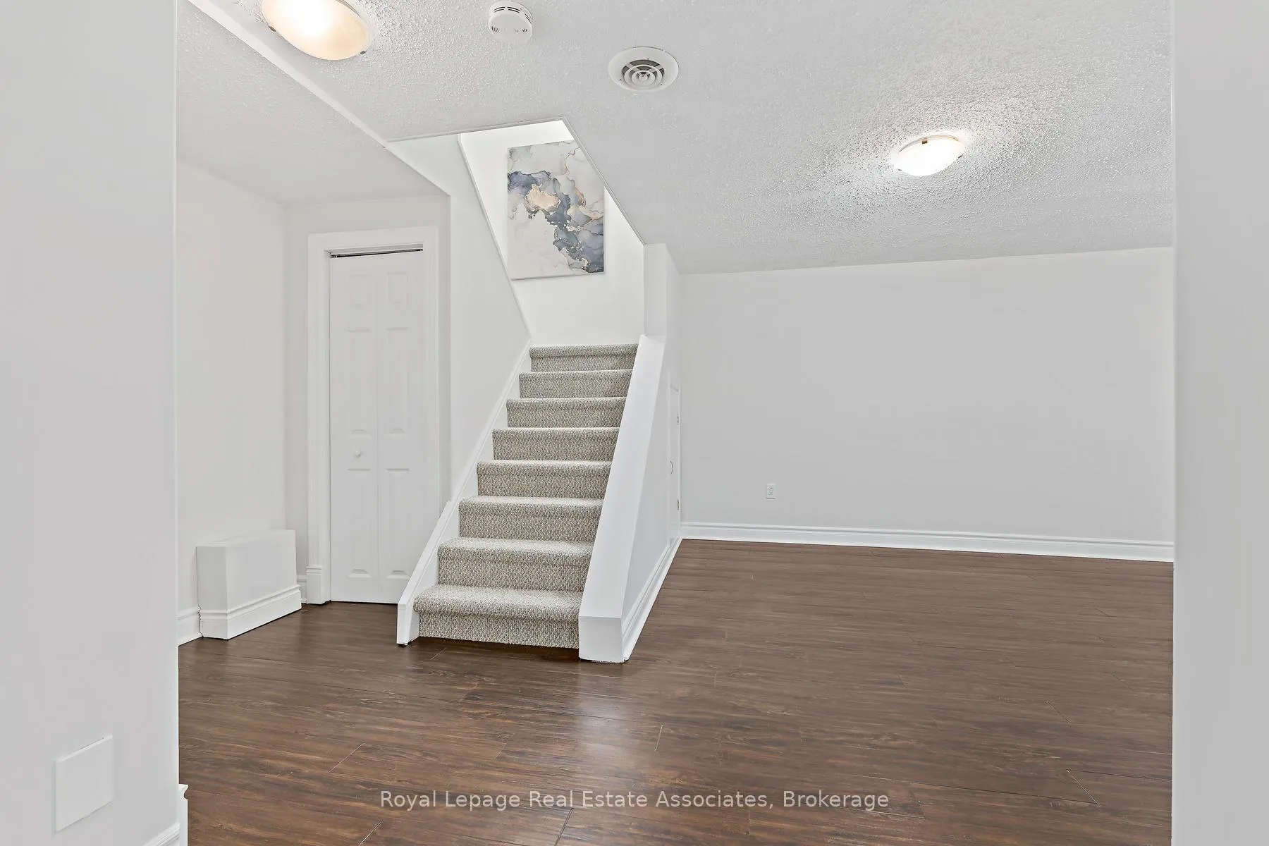 Photo 29 of 66 Lawndale Crescent, Brampton, Westgate — HOMEH