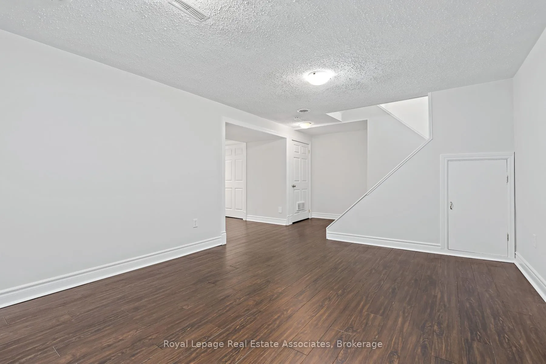 Photo 31 of 66 Lawndale Crescent, Brampton, Westgate — HOMEH