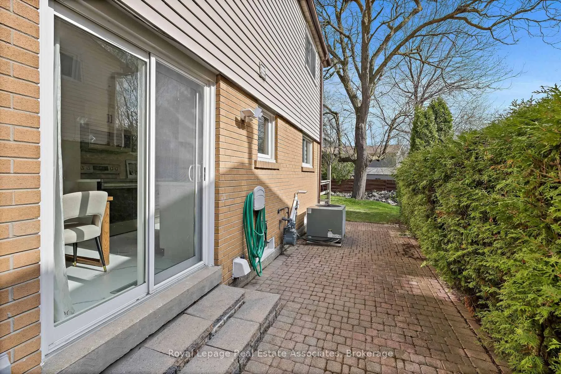 Photo 43 of 66 Lawndale Crescent, Brampton, Westgate — HOMEH