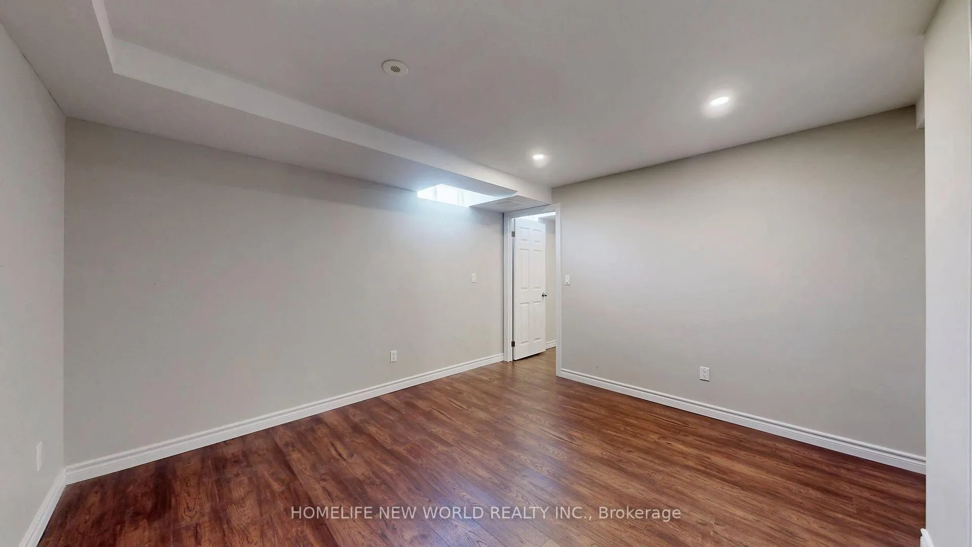 Photo 45 of 796 Bur Oak Avenue, Markham, Wismer — HOMEH