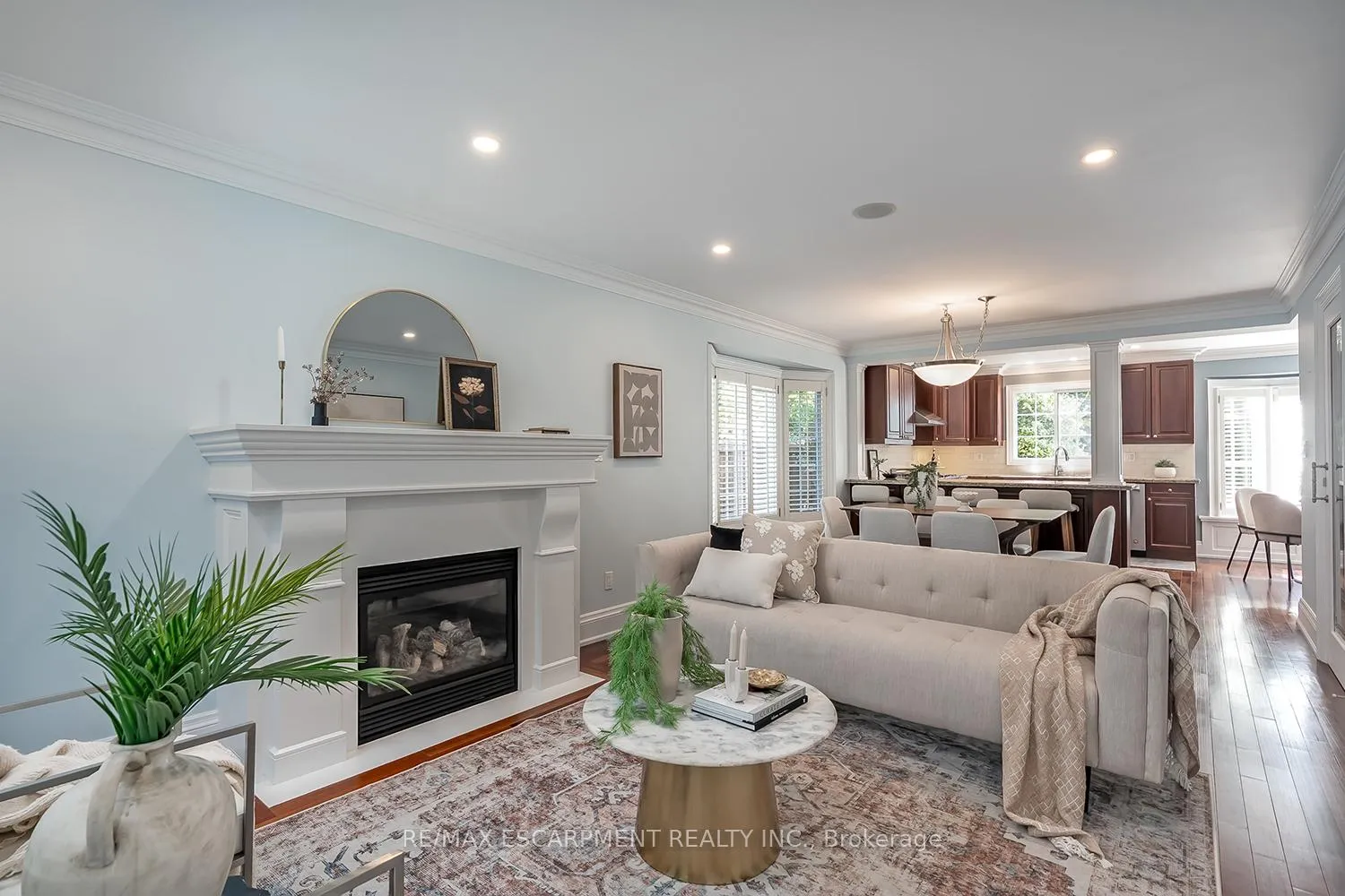 Photo 6 of 2428 Lakeshore Road, Burlington, Brant — HOMEH