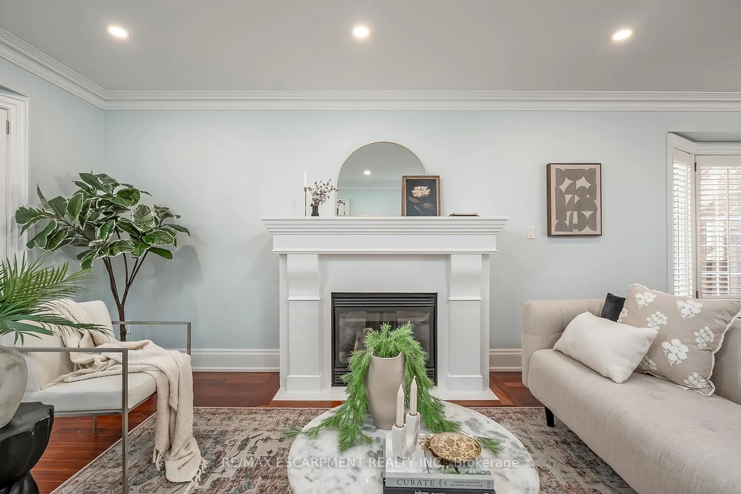 Photo 7 of 2428 Lakeshore Road, Burlington, Brant — HOMEH