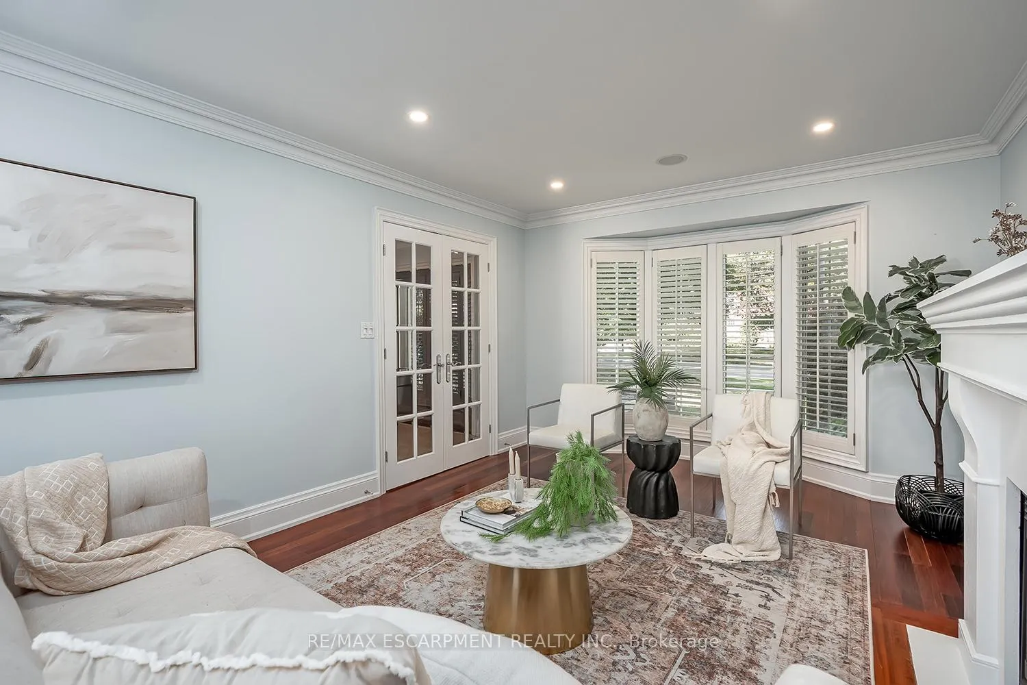 Photo 9 of 2428 Lakeshore Road, Burlington, Brant — HOMEH