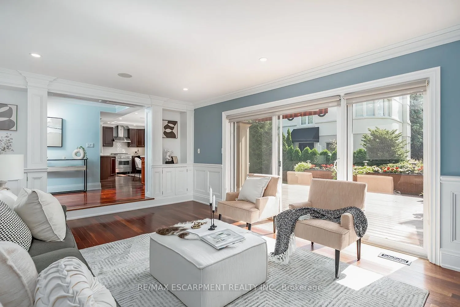 Photo 18 of 2428 Lakeshore Road, Burlington, Brant — HOMEH