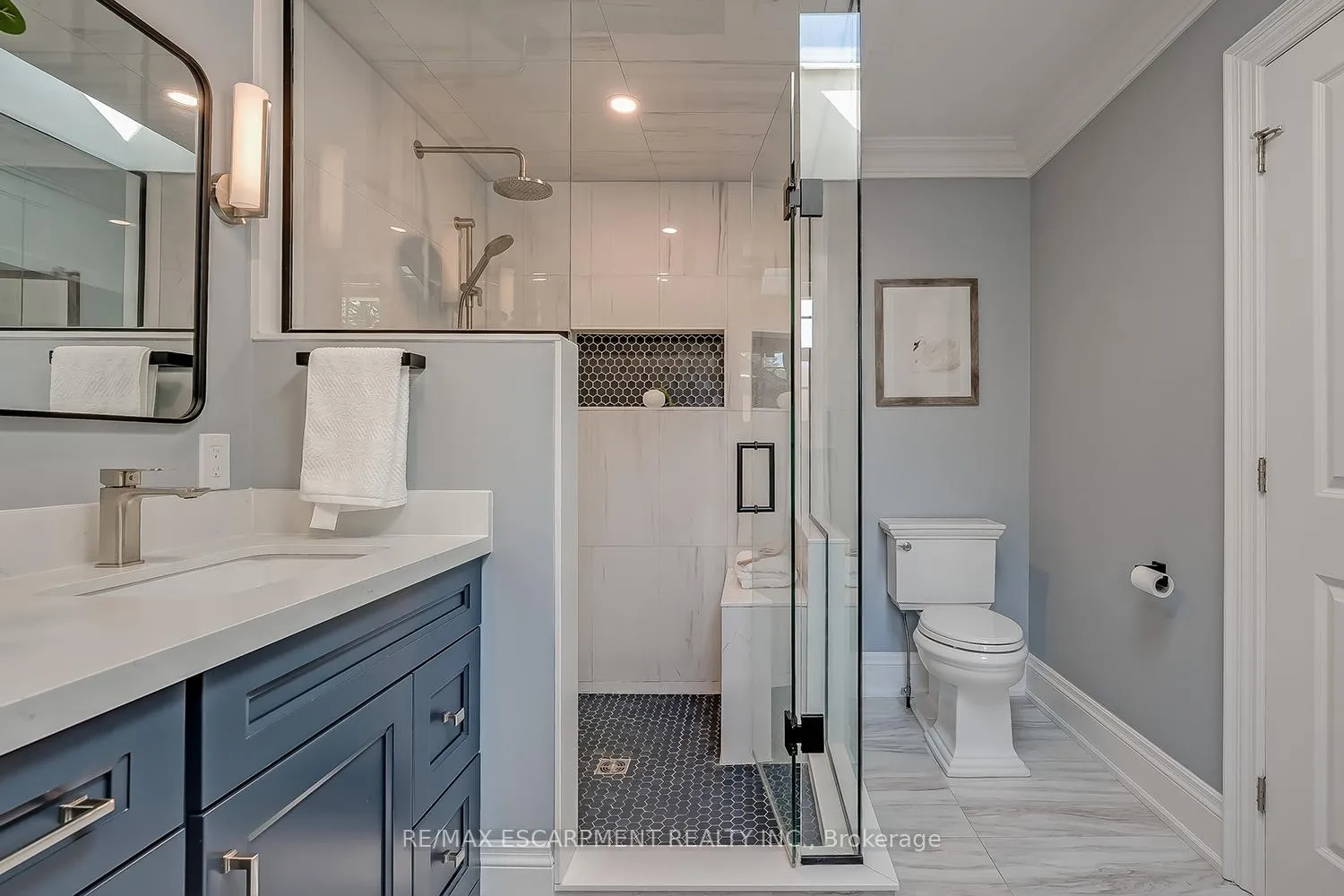Photo 25 of 2428 Lakeshore Road, Burlington, Brant — HOMEH