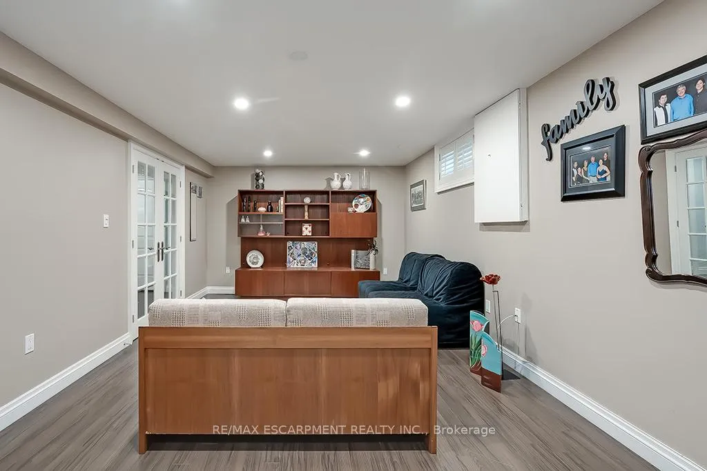 Photo 37 of 2428 Lakeshore Road, Burlington, Brant — HOMEH