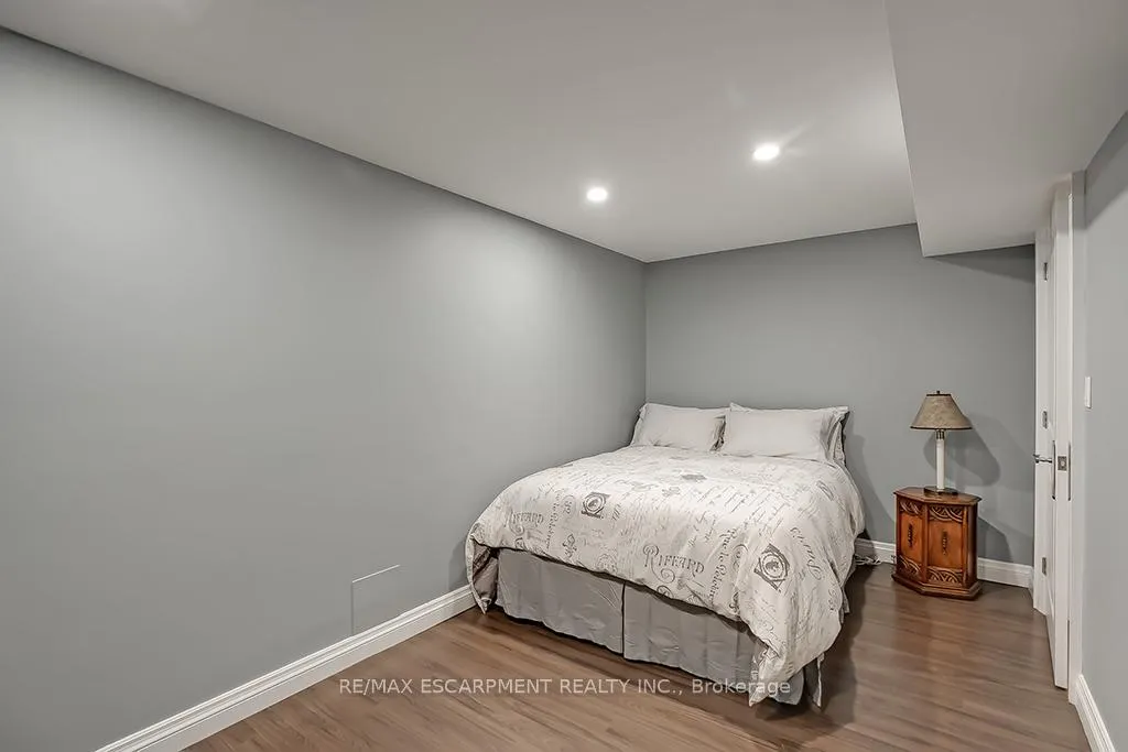Photo 40 of 2428 Lakeshore Road, Burlington, Brant — HOMEH