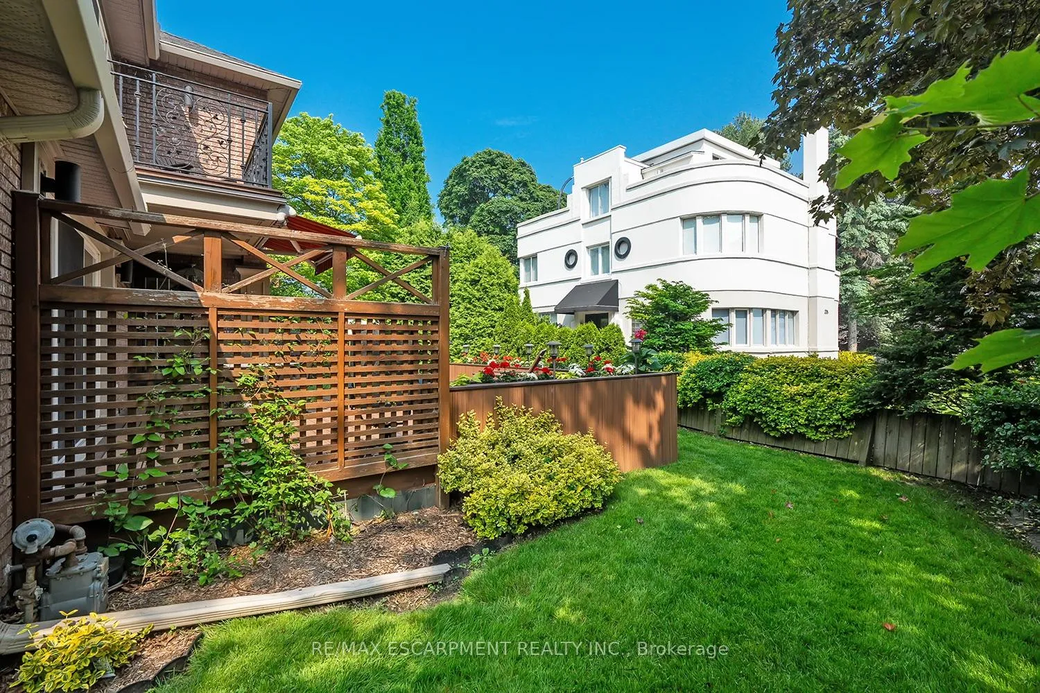 Photo 42 of 2428 Lakeshore Road, Burlington, Brant — HOMEH