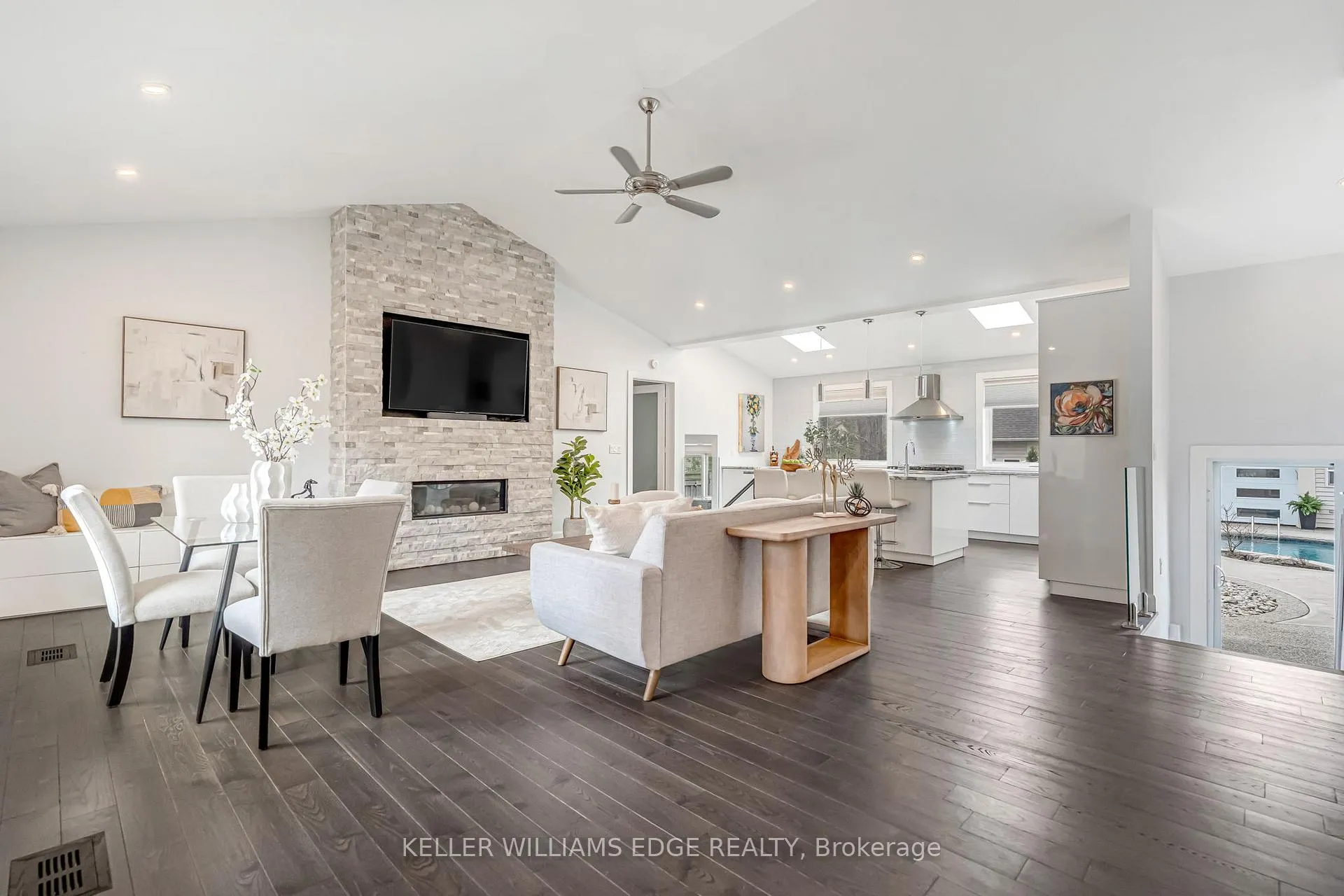 Photo 5 of 2123 Deyncourt Drive, Burlington, Brant — HOMEH