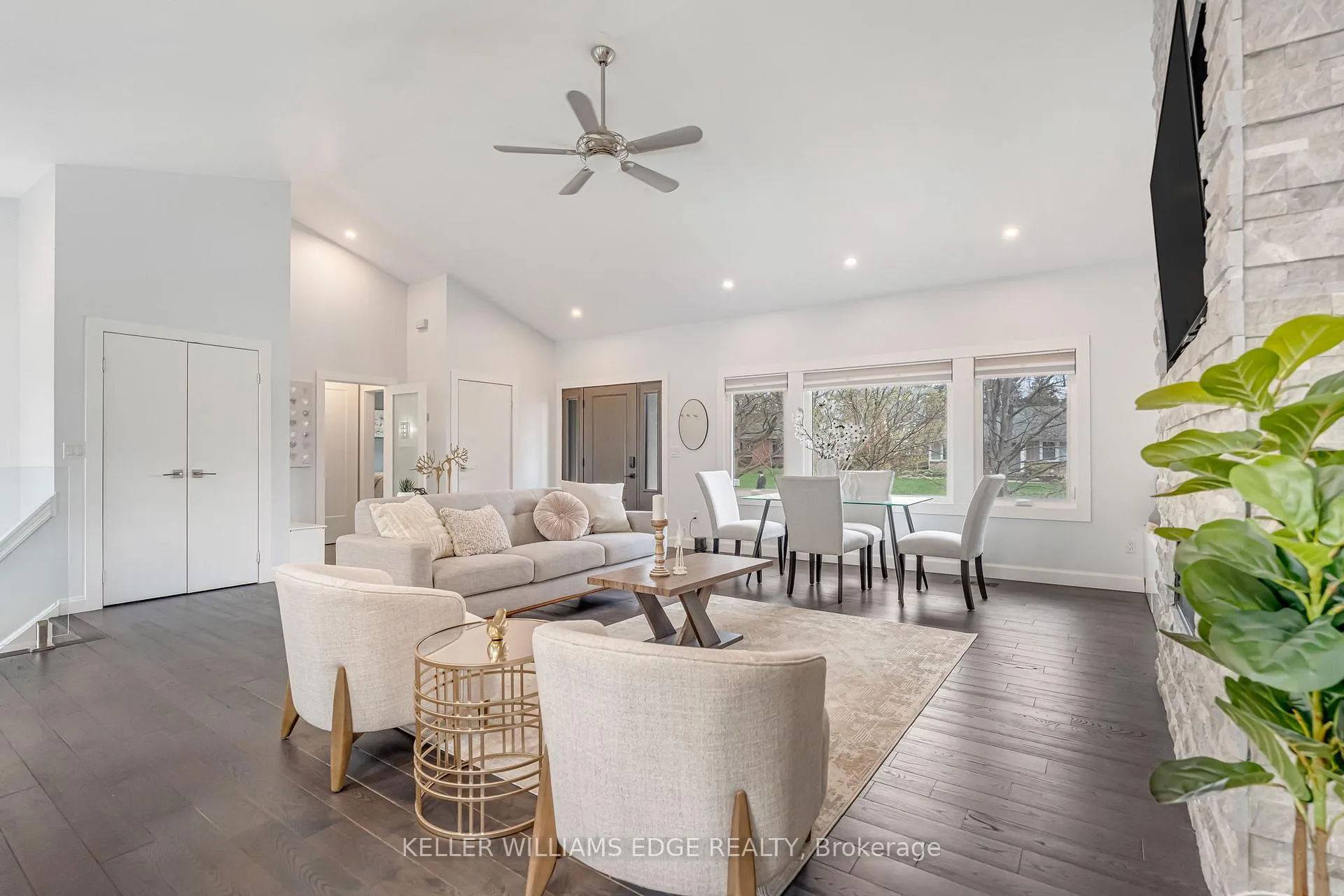 Photo 7 of 2123 Deyncourt Drive, Burlington, Brant — HOMEH