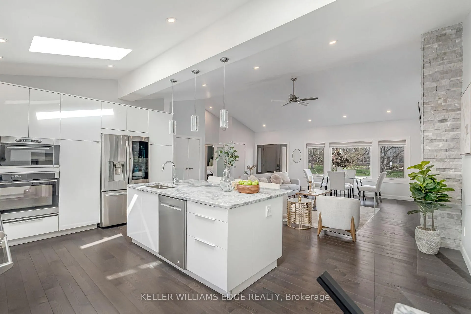 Photo 11 of 2123 Deyncourt Drive, Burlington, Brant — HOMEH