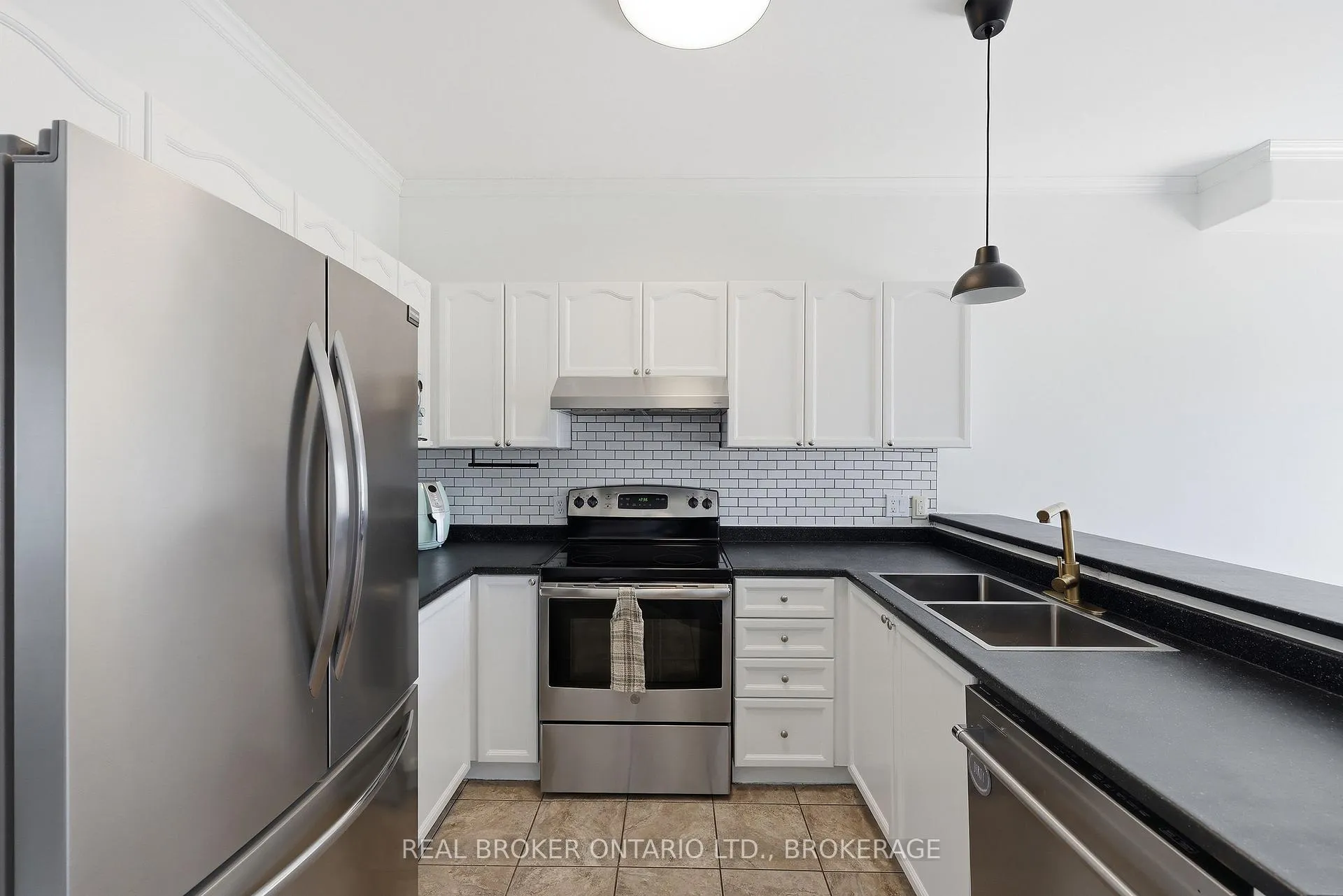 Photo 12 of 1269 Juniper Drive, Kingston, City Northwest — HOMEH