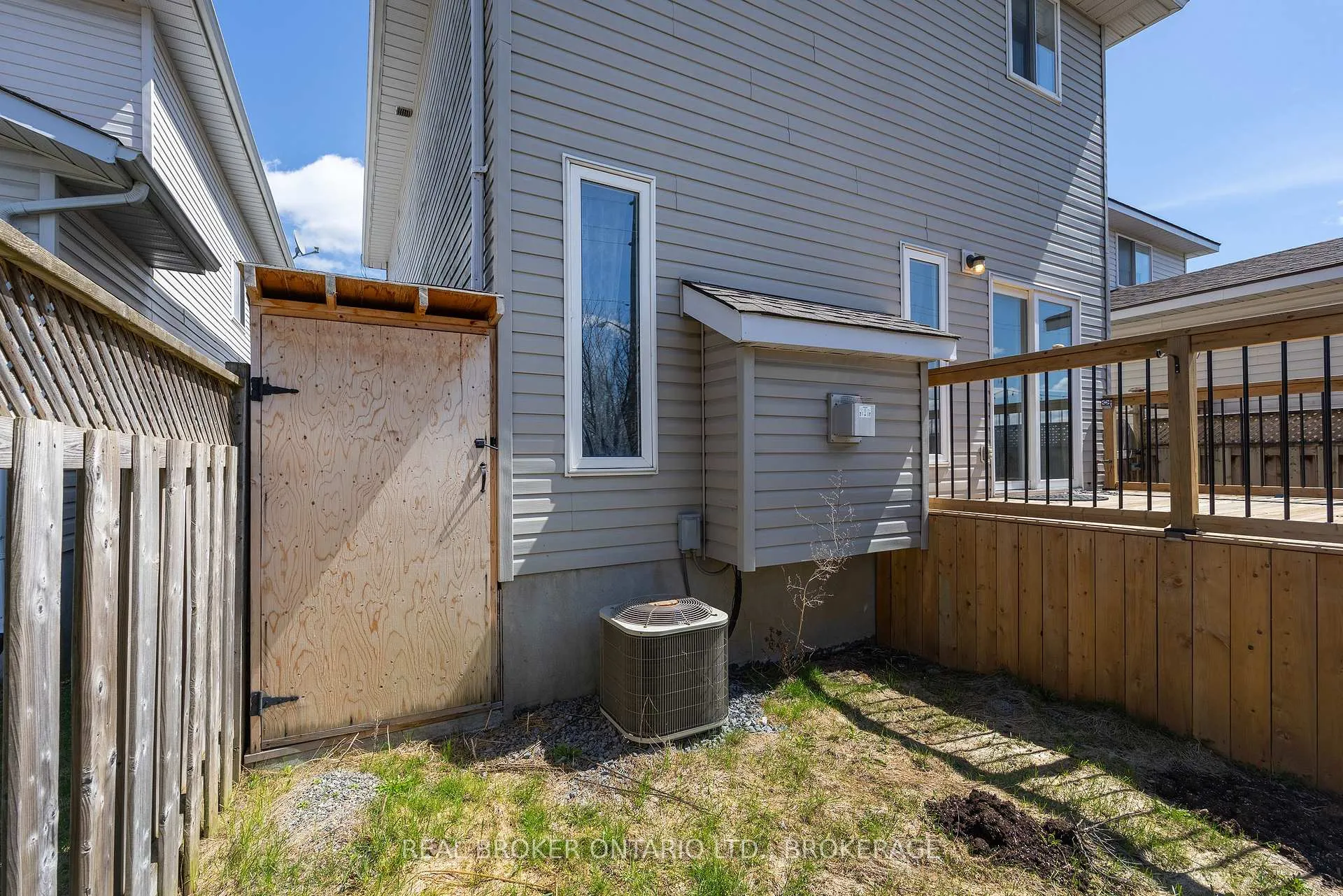 Photo 41 of 1269 Juniper Drive, Kingston, City Northwest — HOMEH