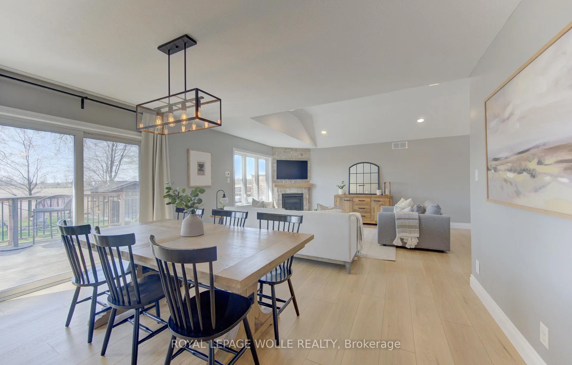 Photo 16 of 93 Lawrence Street, Wellesley — HOMEH
