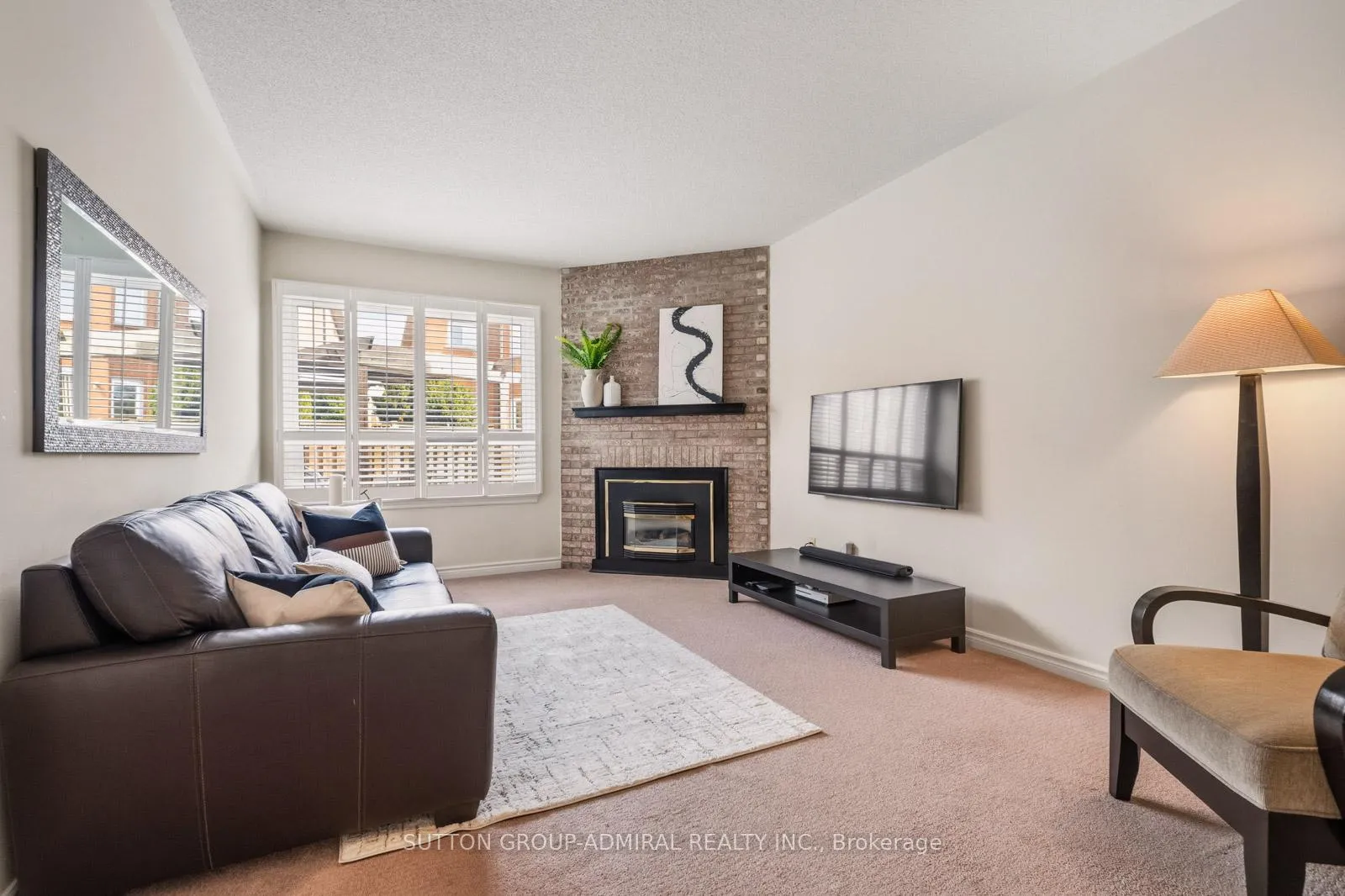 Photo 10 of 43 Ventura Way, Vaughan, Beverley Glen — HOMEH