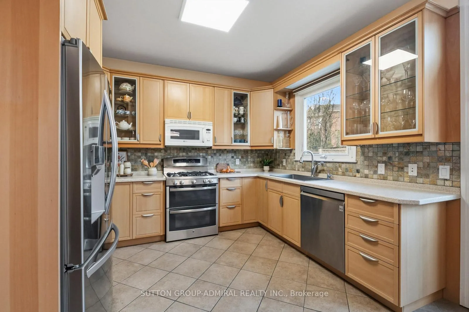 Photo 14 of 43 Ventura Way, Vaughan, Beverley Glen — HOMEH