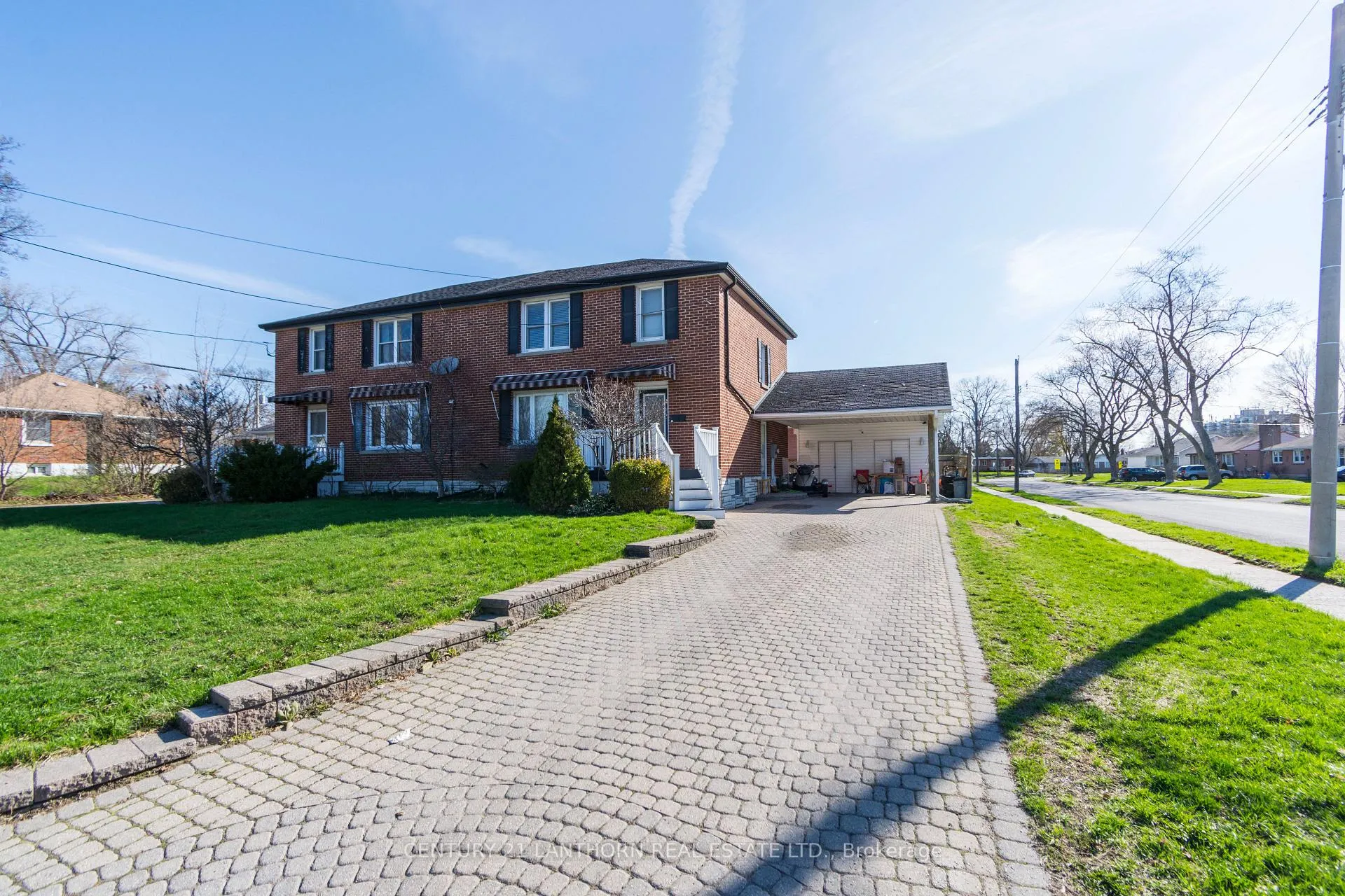 Photo 6 of 1 Clarke Boulevard, Belleville, Belleville Ward — HOMEH