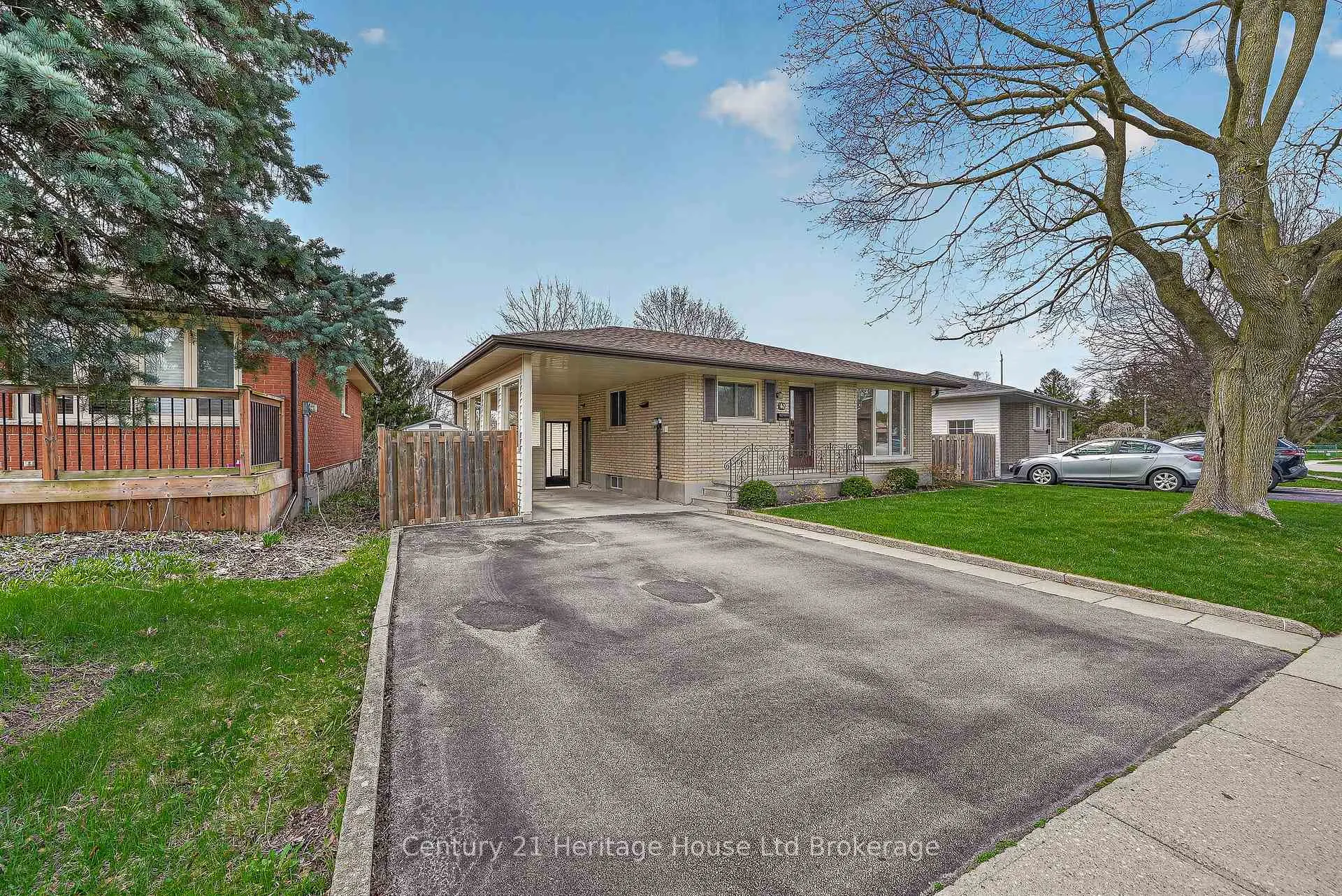 Photo 2 of 40 Hillmer Road, Cambridge — HOMEH