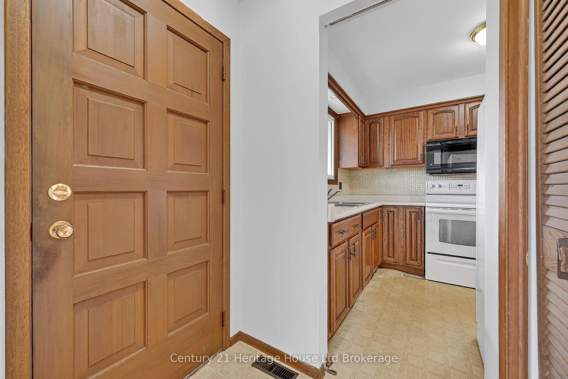 Photo 7 of 40 Hillmer Road, Cambridge — HOMEH