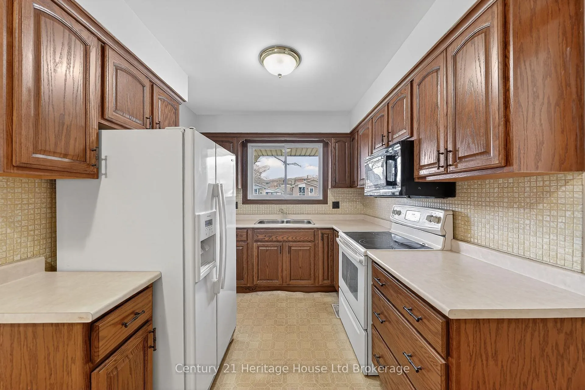 Photo 13 of 40 Hillmer Road, Cambridge — HOMEH