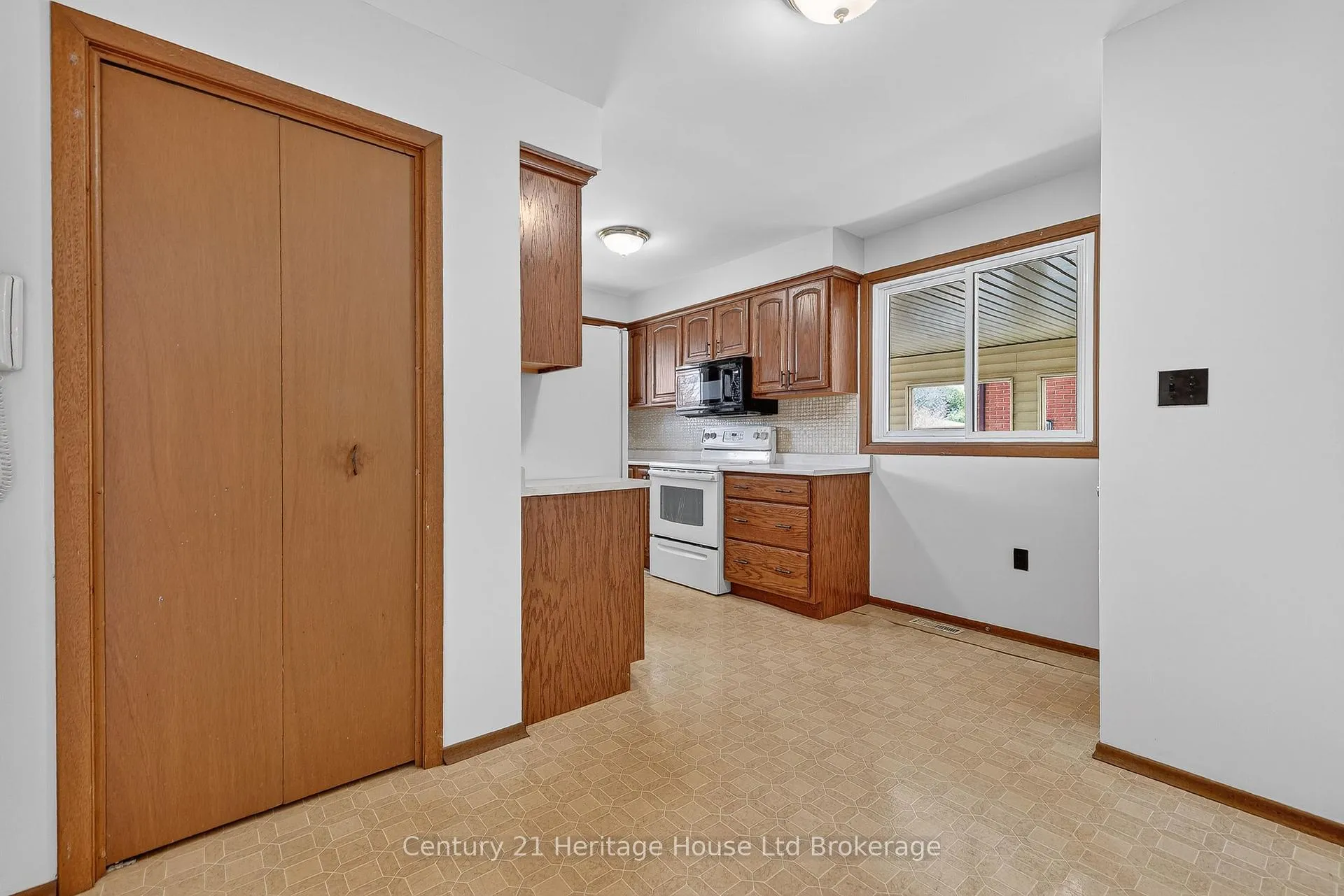 Photo 17 of 40 Hillmer Road, Cambridge — HOMEH