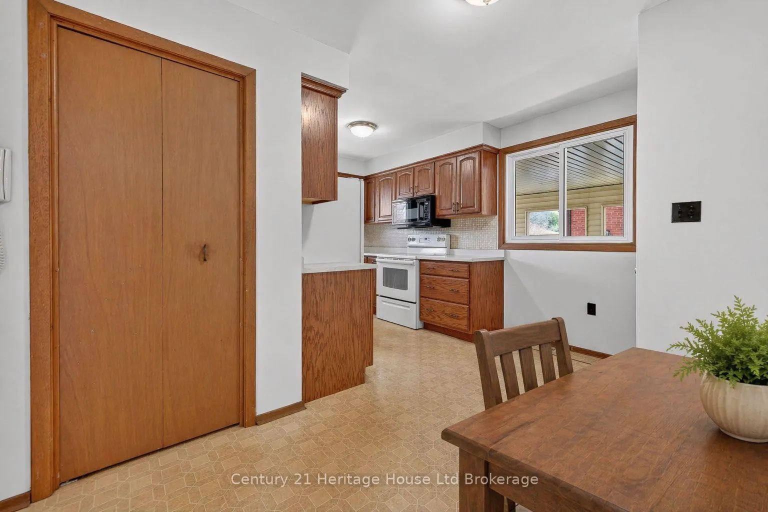 Photo 18 of 40 Hillmer Road, Cambridge — HOMEH