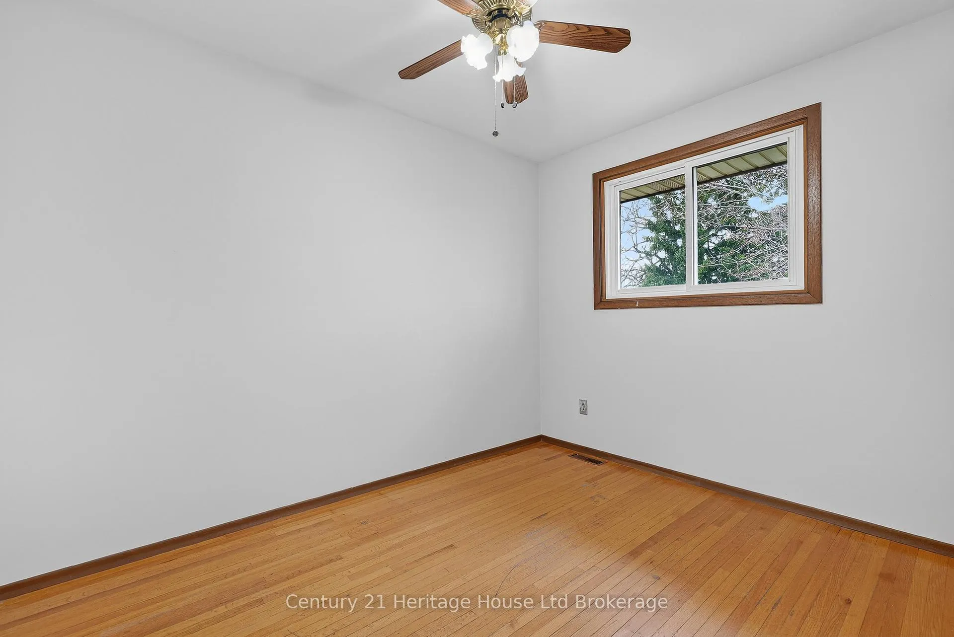 Photo 21 of 40 Hillmer Road, Cambridge — HOMEH