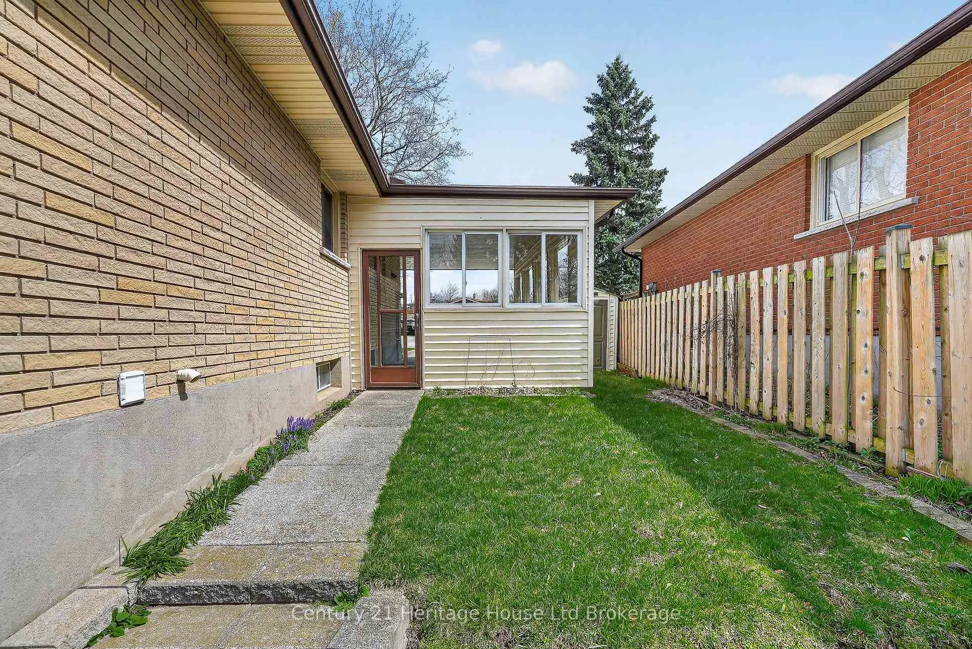 Photo 47 of 40 Hillmer Road, Cambridge — HOMEH
