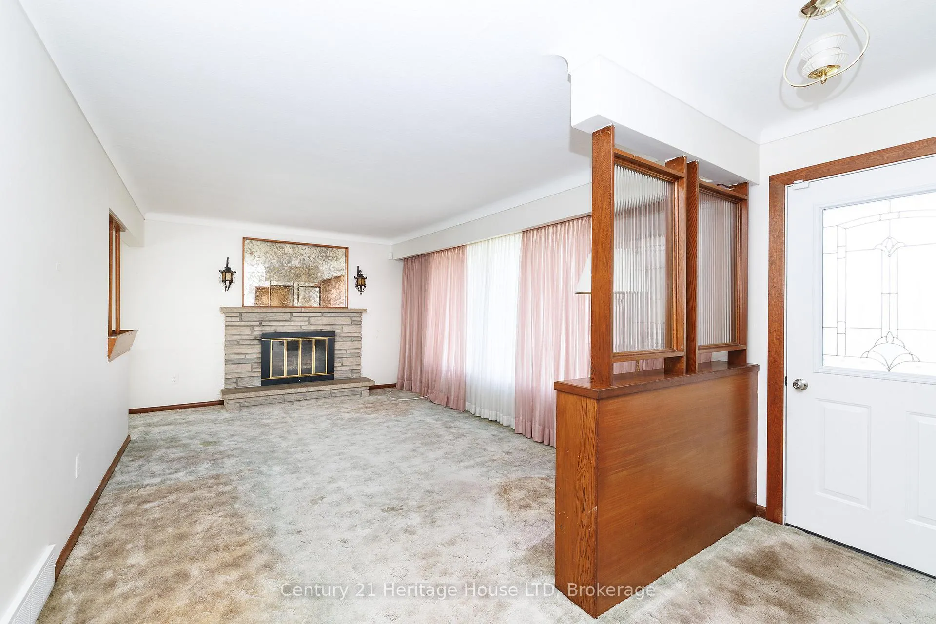 Photo 5 of 4114 Campbell Avenue, Niagara Falls, Chippawa — HOMEH