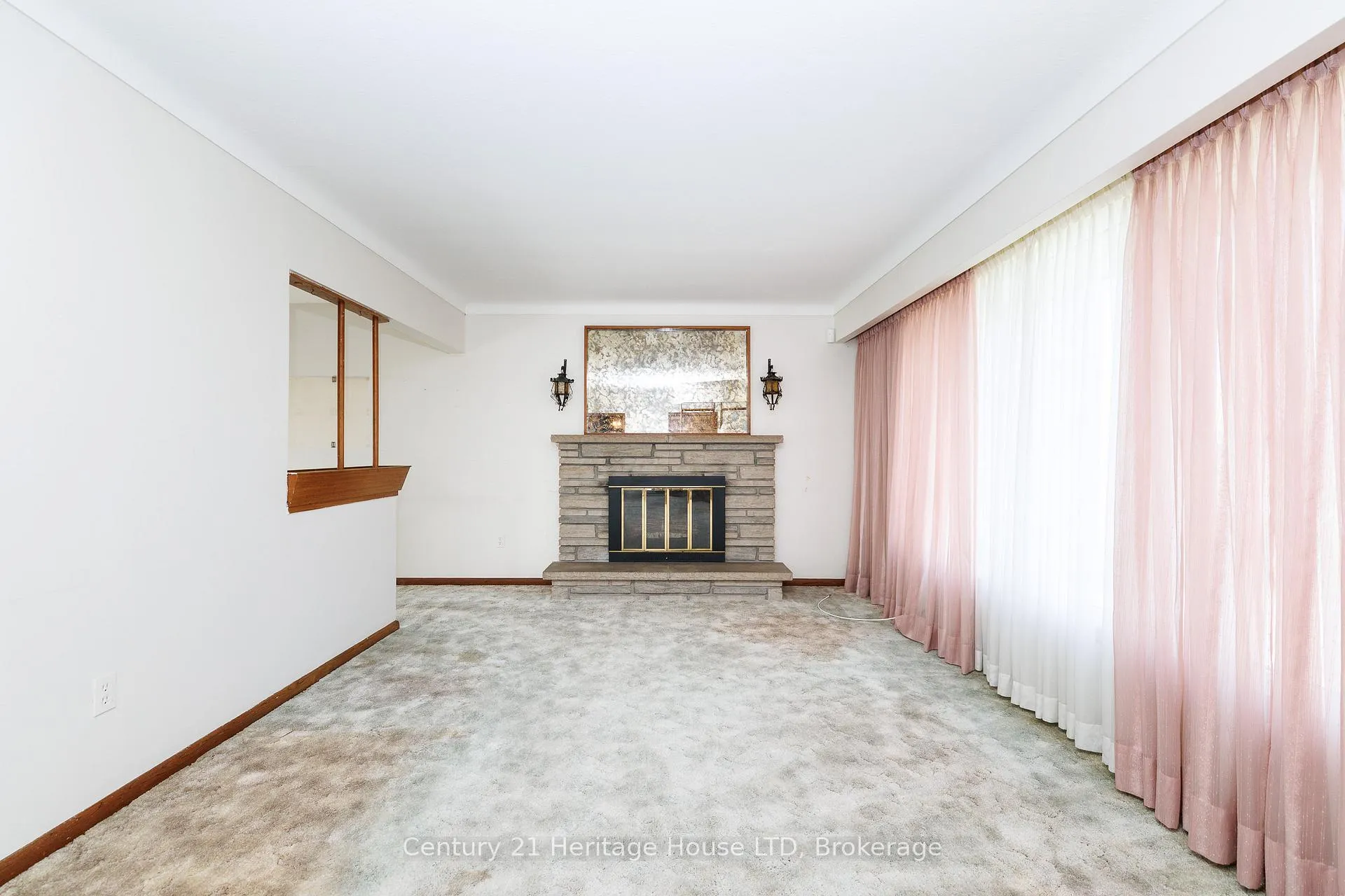 Photo 6 of 4114 Campbell Avenue, Niagara Falls, Chippawa — HOMEH