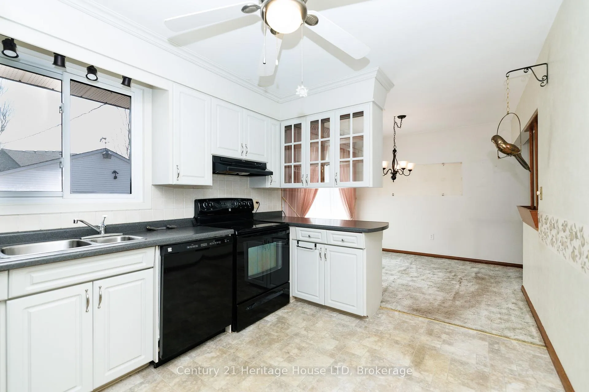 Photo 13 of 4114 Campbell Avenue, Niagara Falls, Chippawa — HOMEH