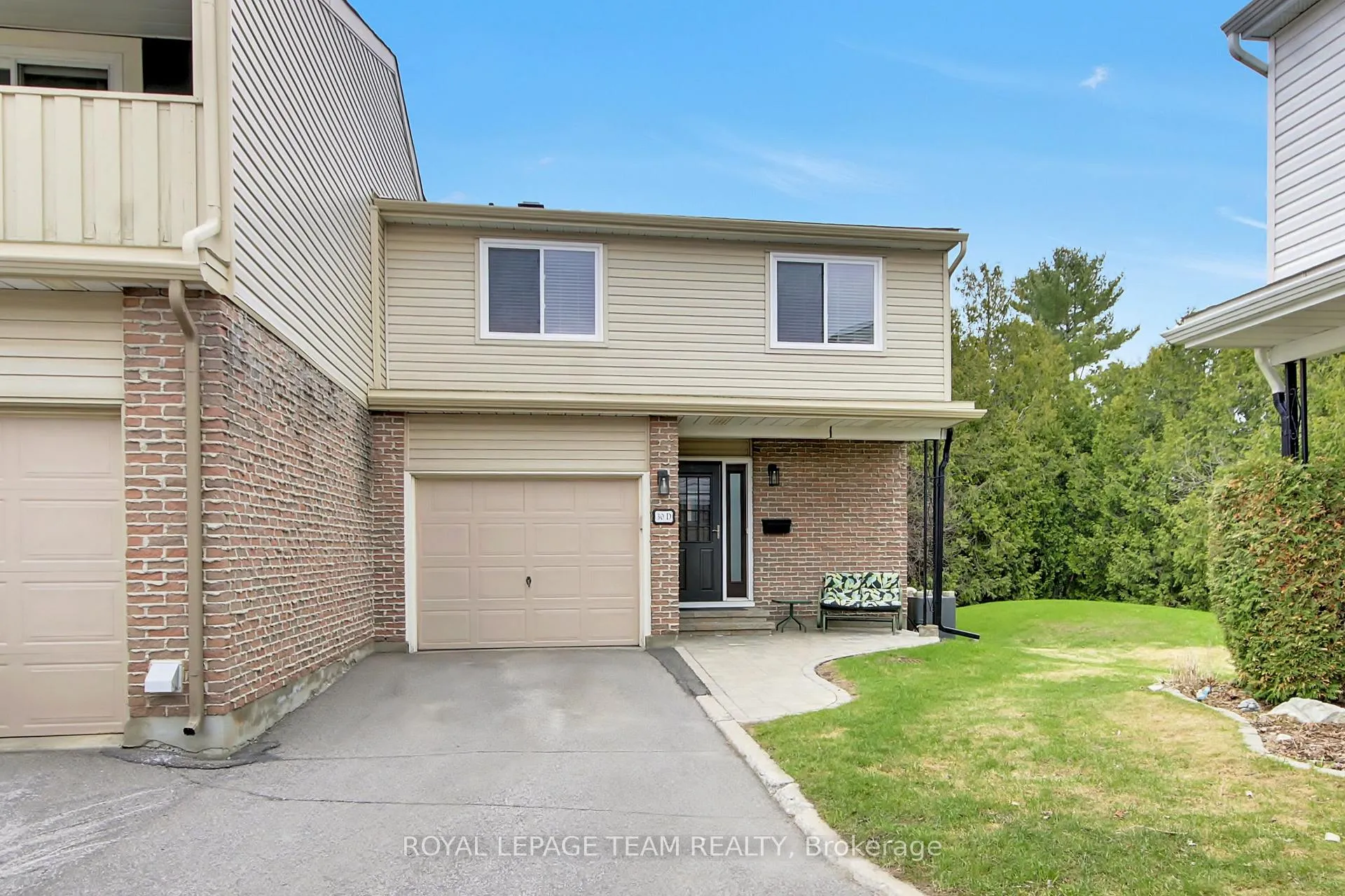 Photo 1 of Unit D, 30 Black Forest Lane, Ottawa, Arbeatha Park — HOMEH