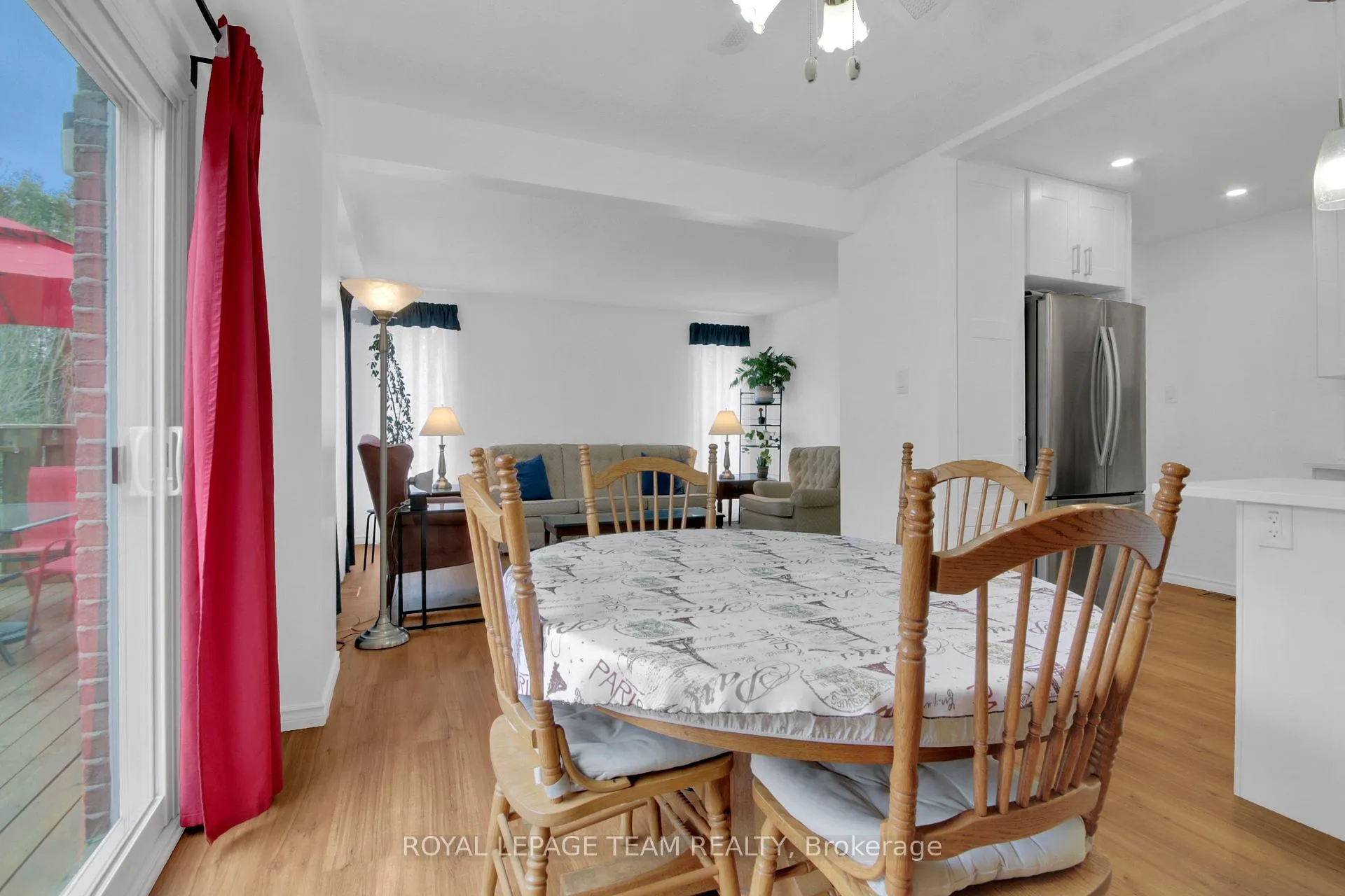 Photo 15 of Unit D, 30 Black Forest Lane, Ottawa, Arbeatha Park — HOMEH