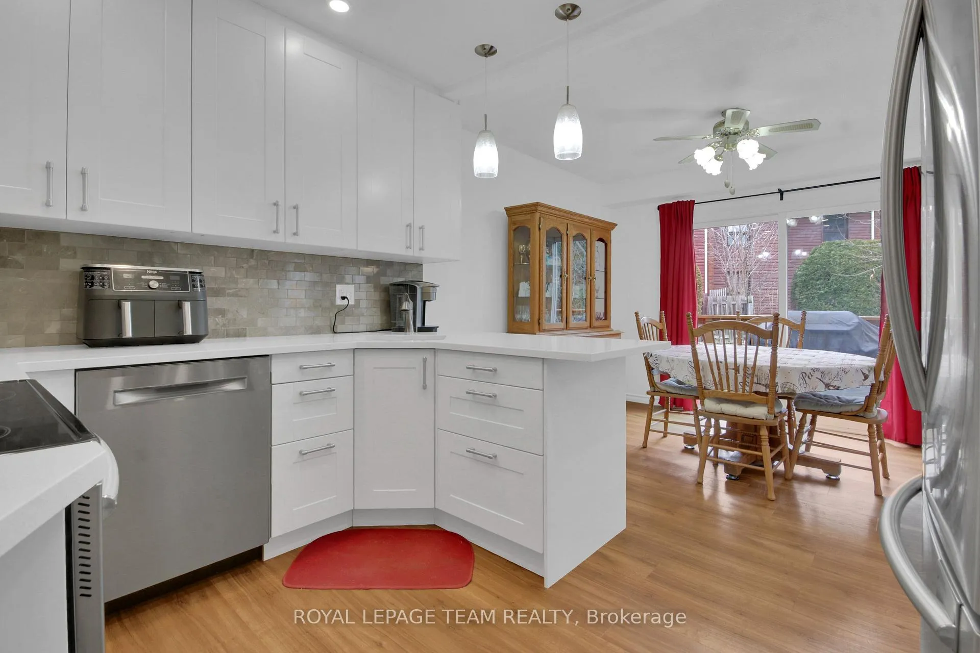 Photo 22 of Unit D, 30 Black Forest Lane, Ottawa, Arbeatha Park — HOMEH
