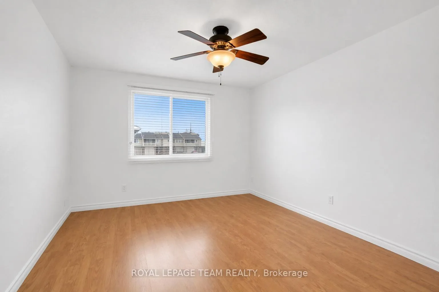Photo 42 of Unit D, 30 Black Forest Lane, Ottawa, Arbeatha Park — HOMEH