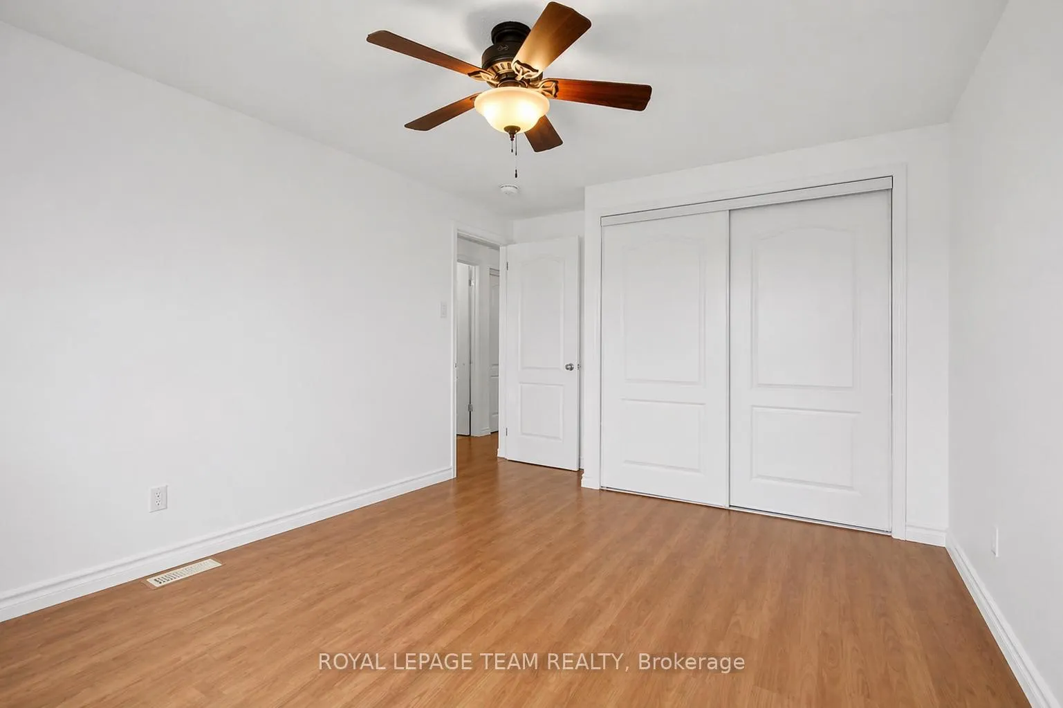 Photo 43 of Unit D, 30 Black Forest Lane, Ottawa, Arbeatha Park — HOMEH
