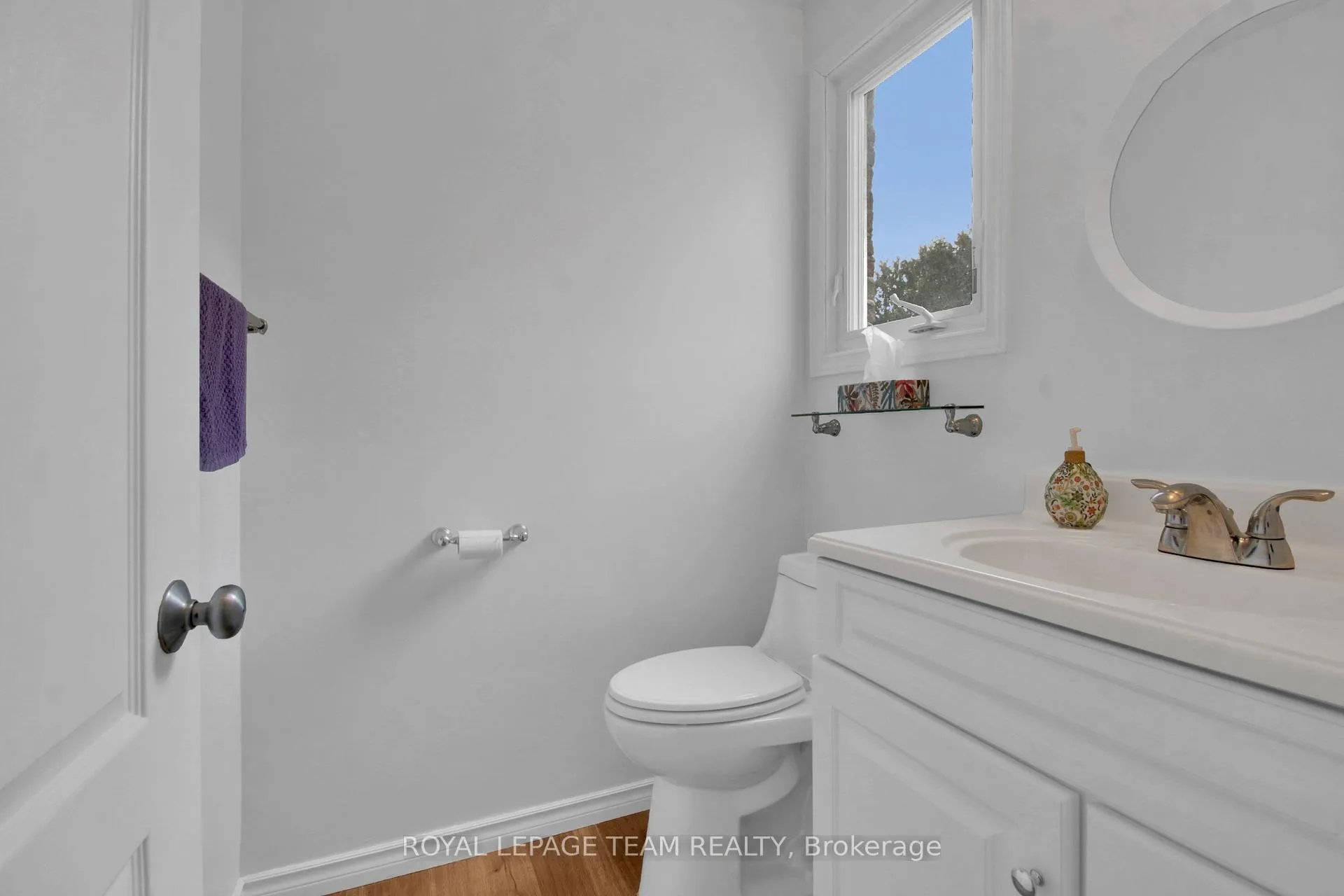 Photo 44 of Unit D, 30 Black Forest Lane, Ottawa, Arbeatha Park — HOMEH