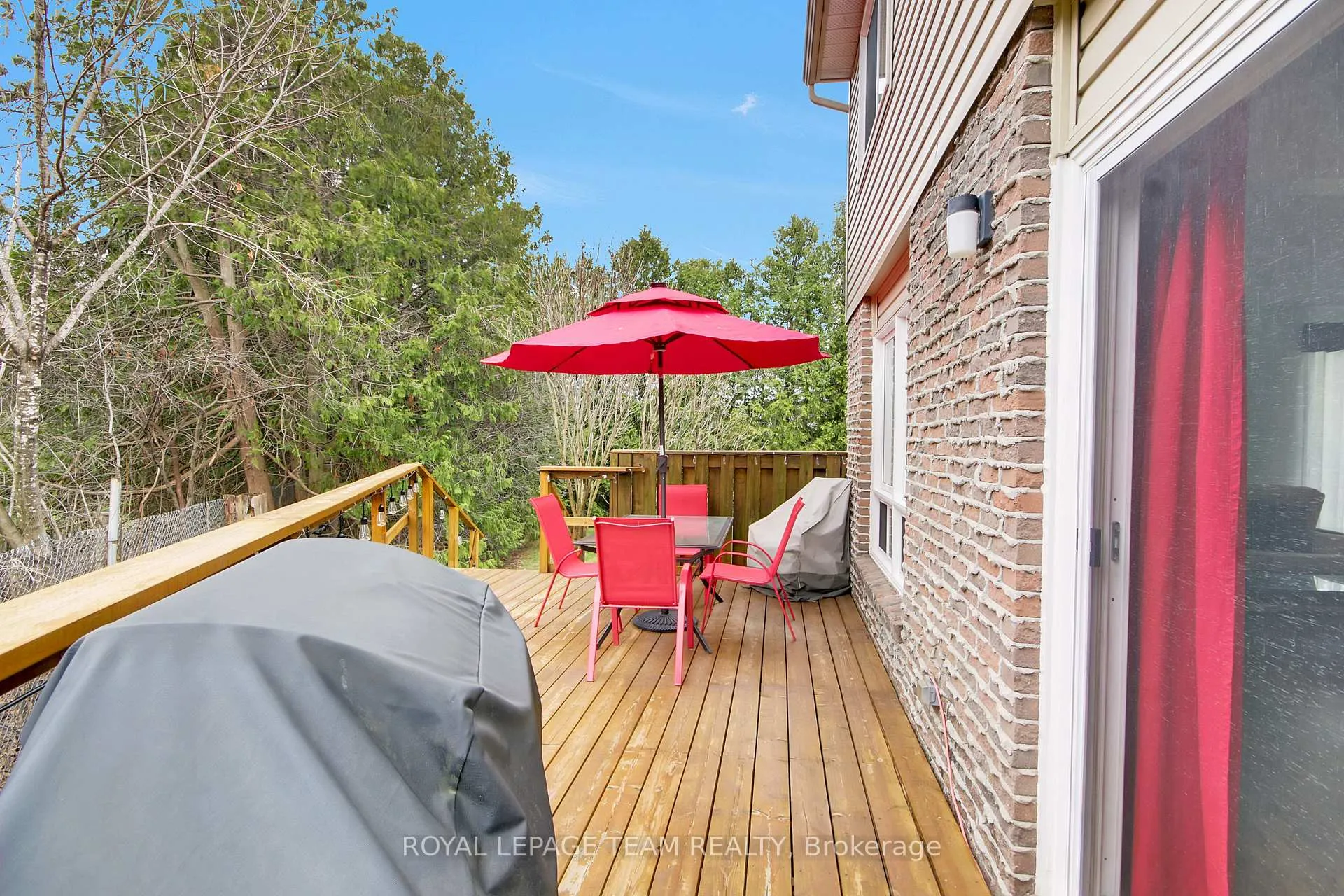 Photo 46 of Unit D, 30 Black Forest Lane, Ottawa, Arbeatha Park — HOMEH