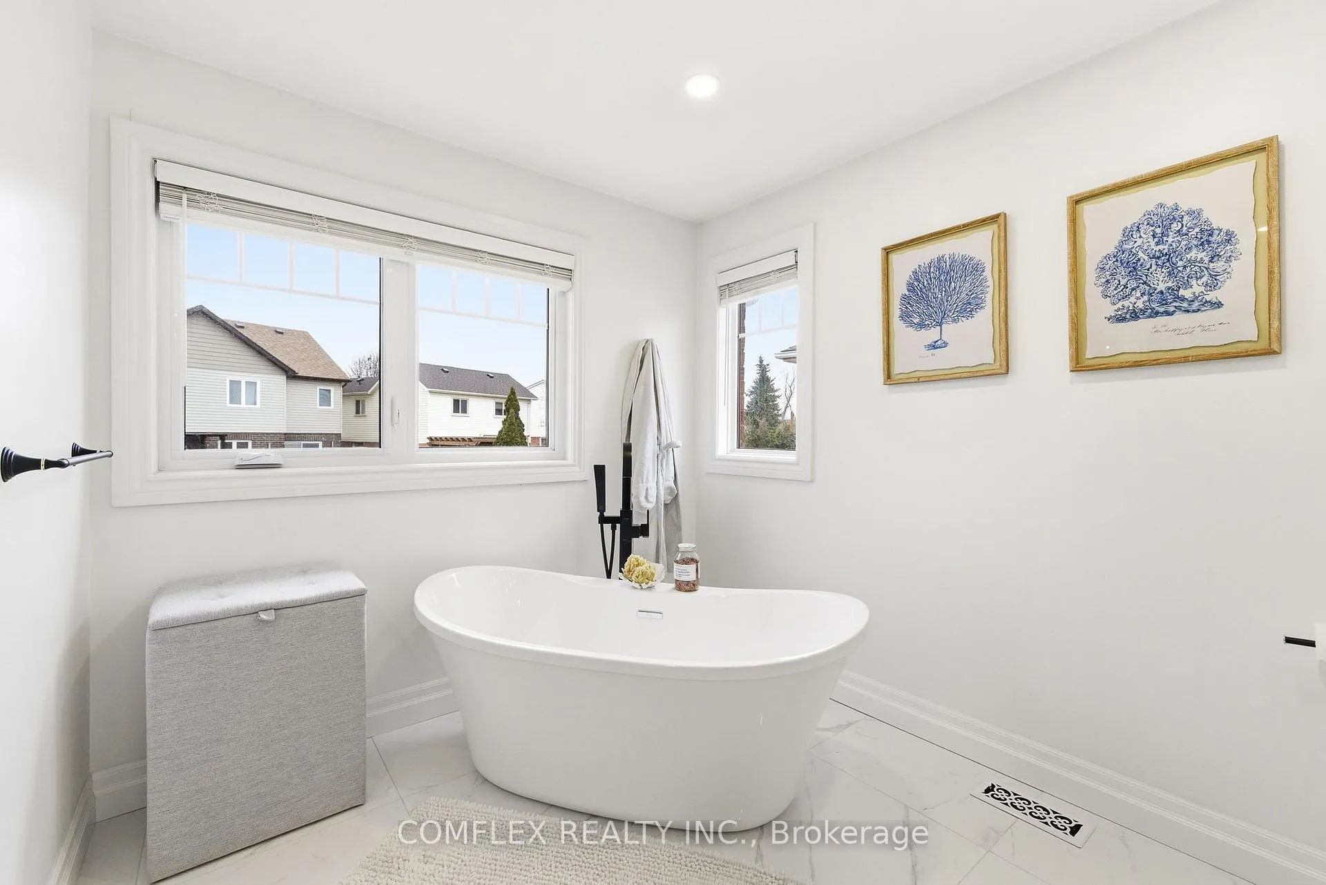 Photo 36 of 119 Robert Adams Drive, Clarington, Courtice — HOMEH