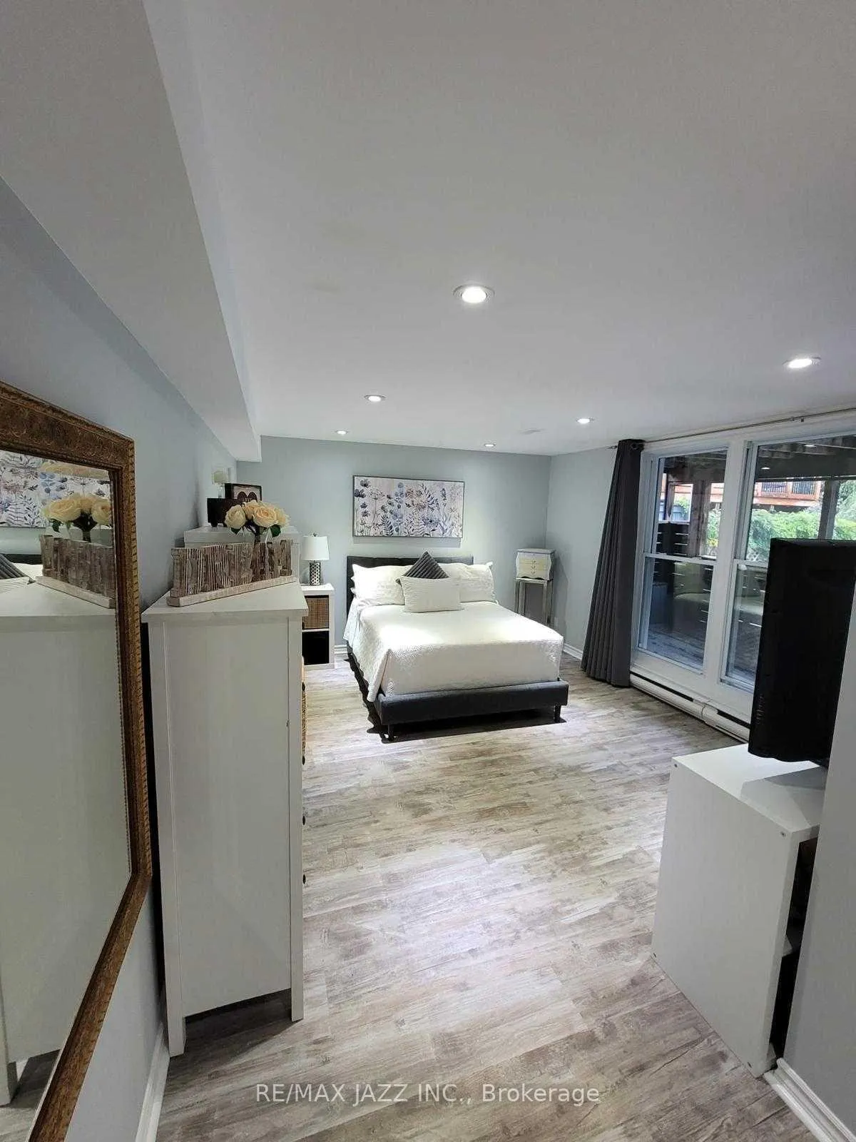 Photo 6 of Unit # 2, 900 Juniper Street, Oshawa, Centennial — HOMEH