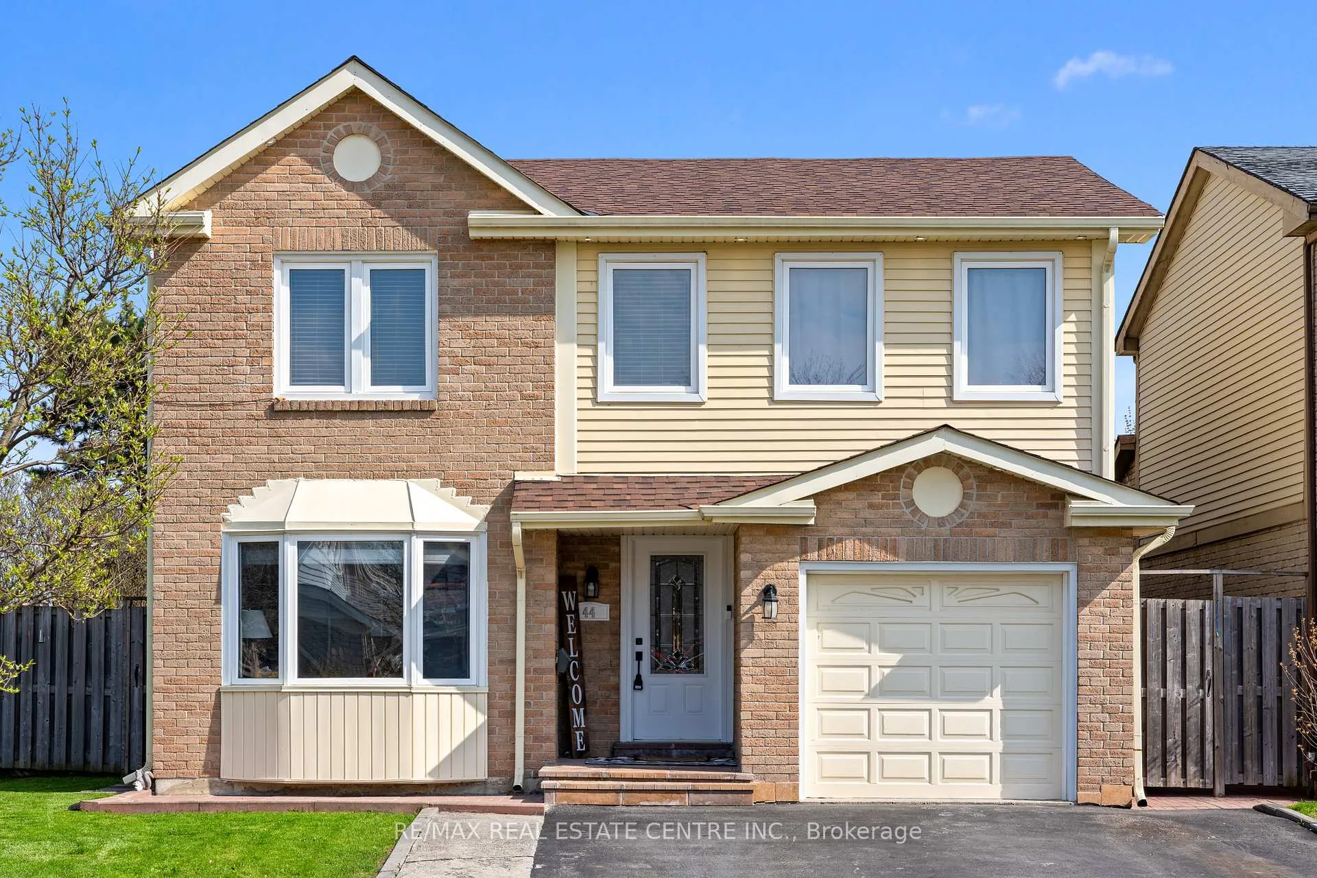 Photo 1 of 44 Mikado Crescent, Brampton, Central Park — HOMEH