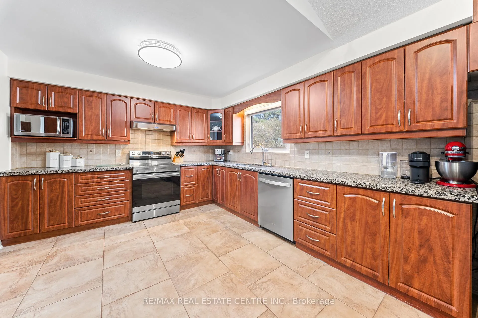Photo 15 of 44 Mikado Crescent, Brampton, Central Park — HOMEH