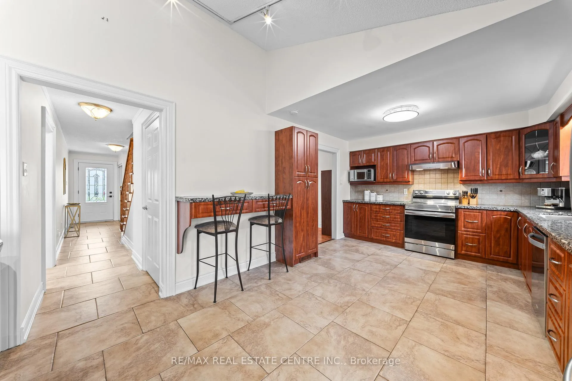 Photo 16 of 44 Mikado Crescent, Brampton, Central Park — HOMEH