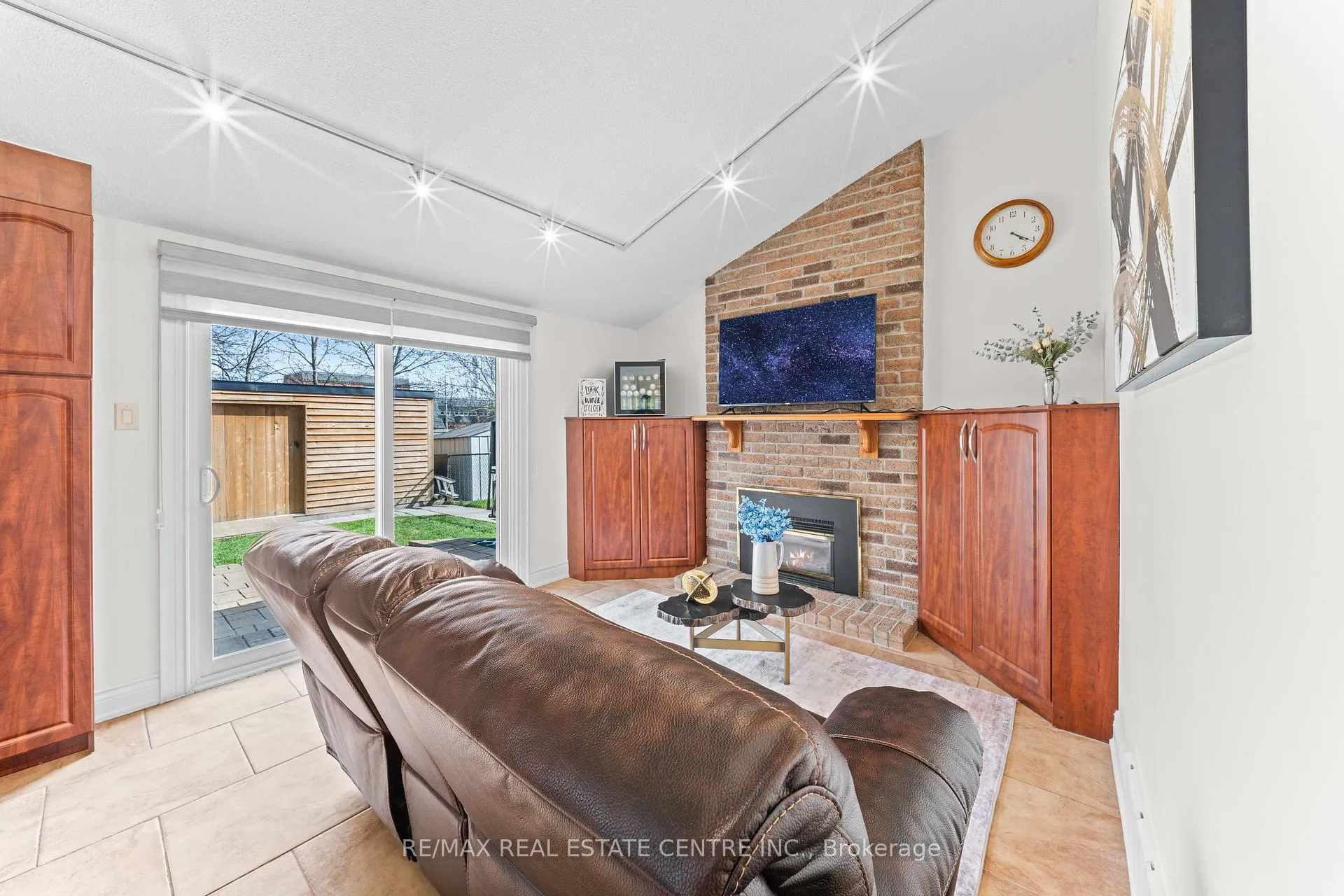 Photo 19 of 44 Mikado Crescent, Brampton, Central Park — HOMEH
